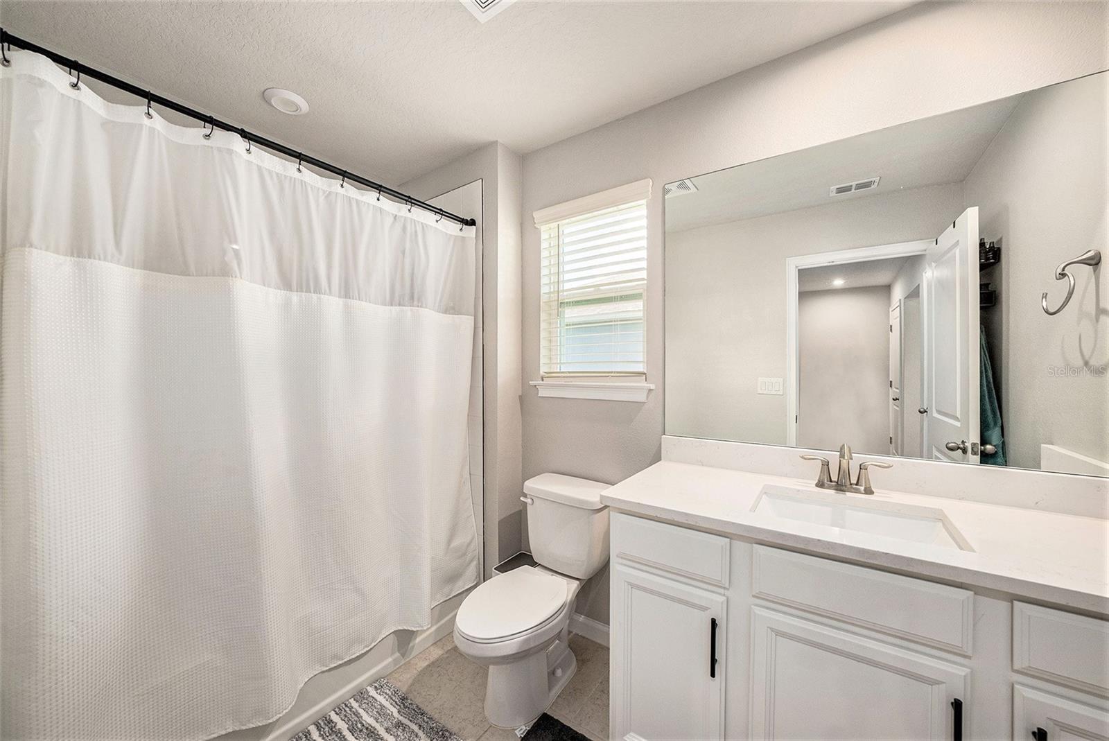 Image 19 of 32 For 5521 Brooklet Woods Drive