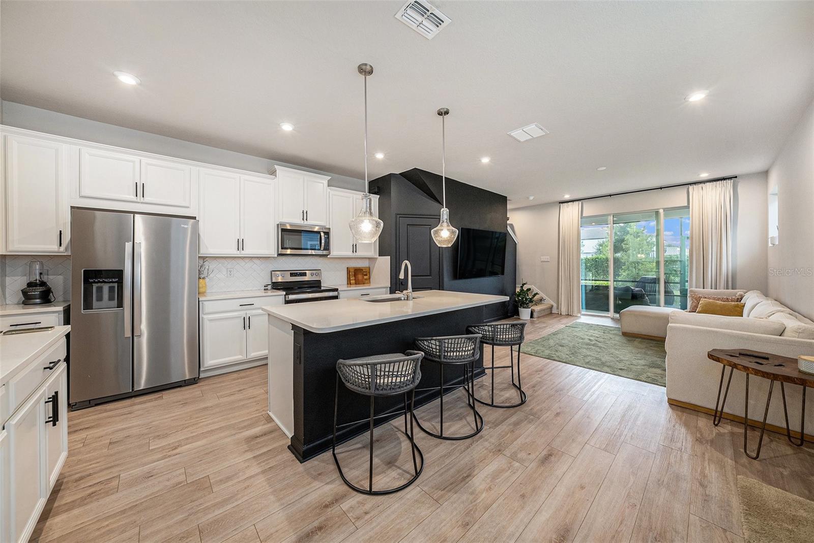 Image 4 of 32 For 5521 Brooklet Woods Drive