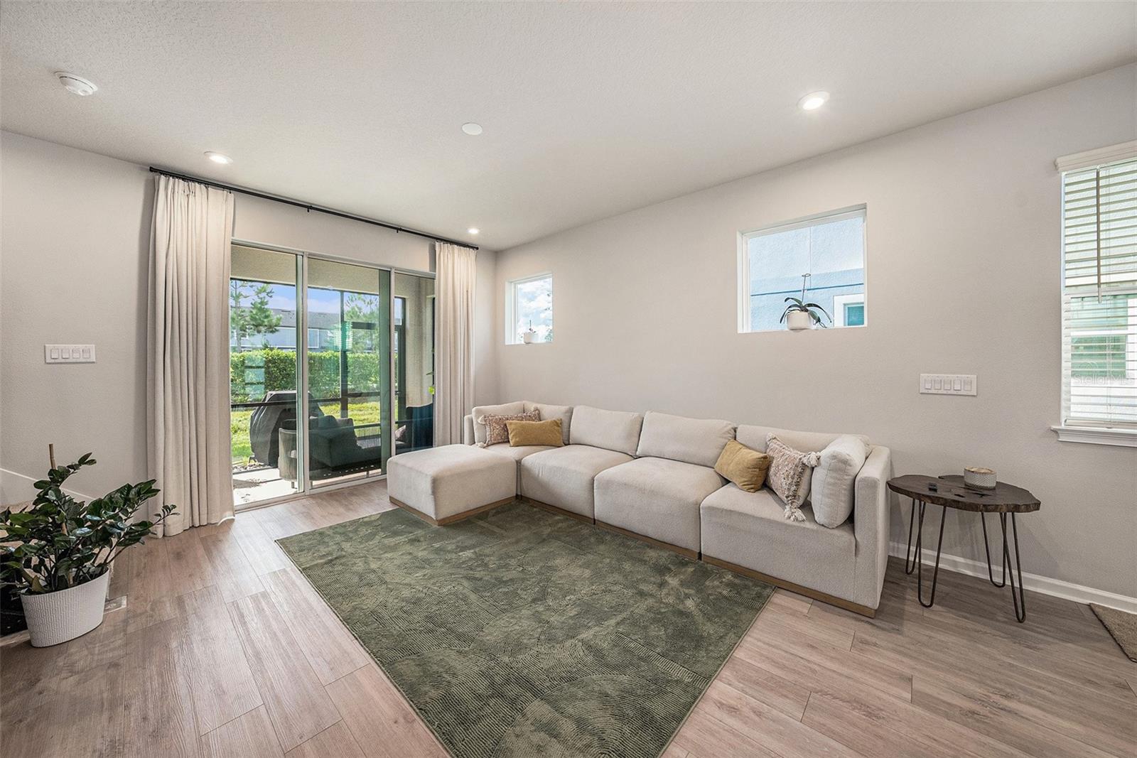 Image 8 of 32 For 5521 Brooklet Woods Drive