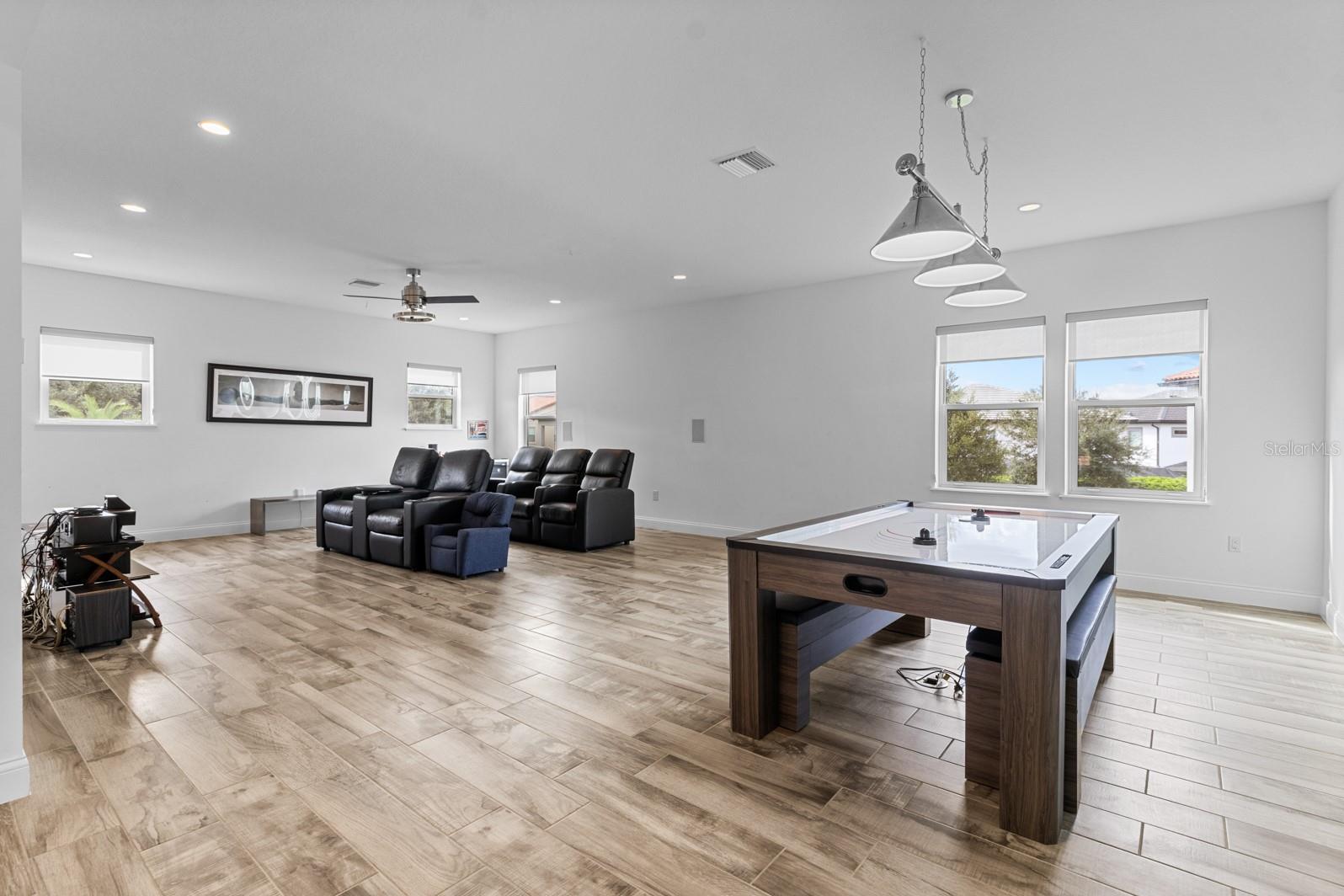 Image 29 of 60 For 10414 Angel Oak Court