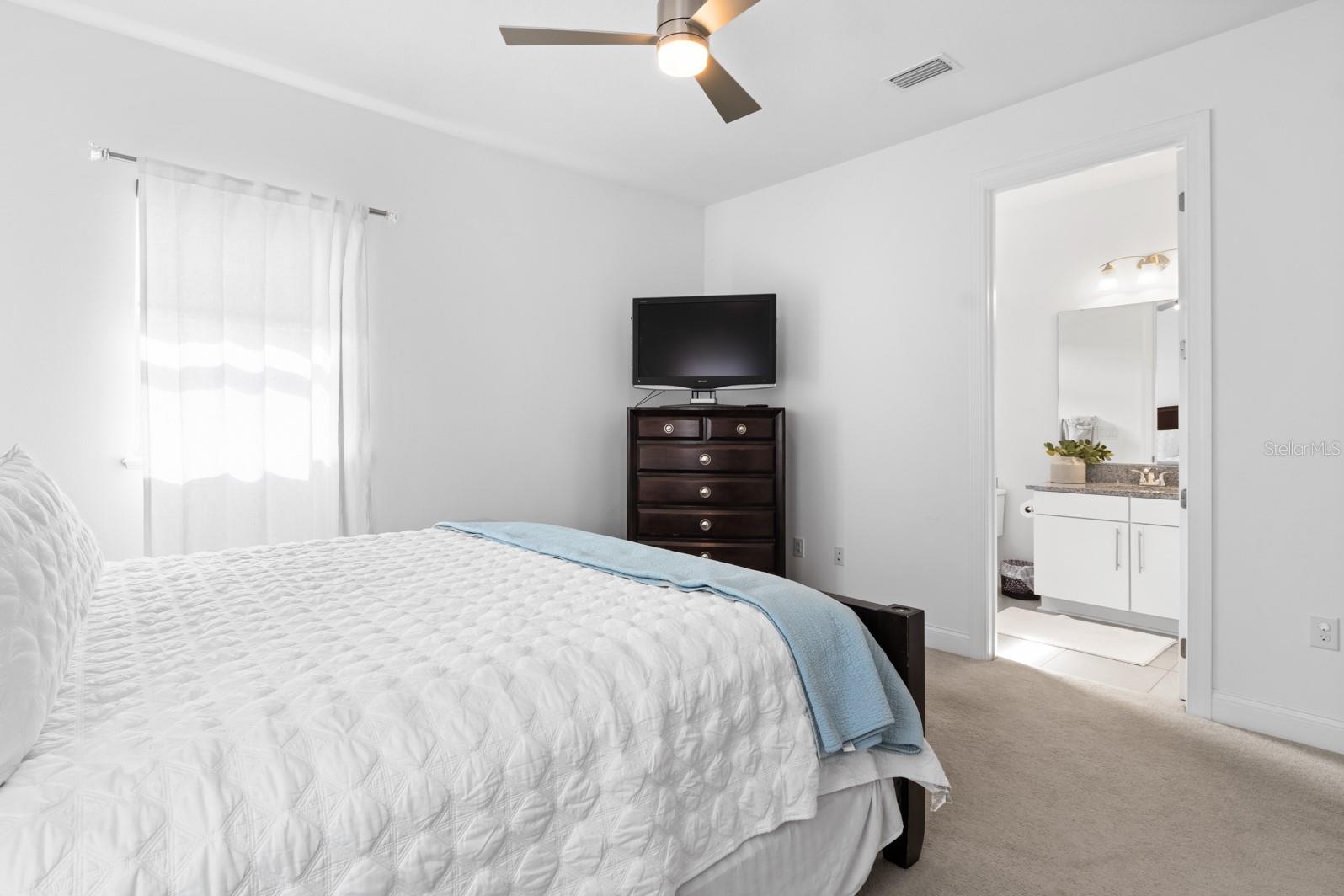 Image 43 of 60 For 10414 Angel Oak Court