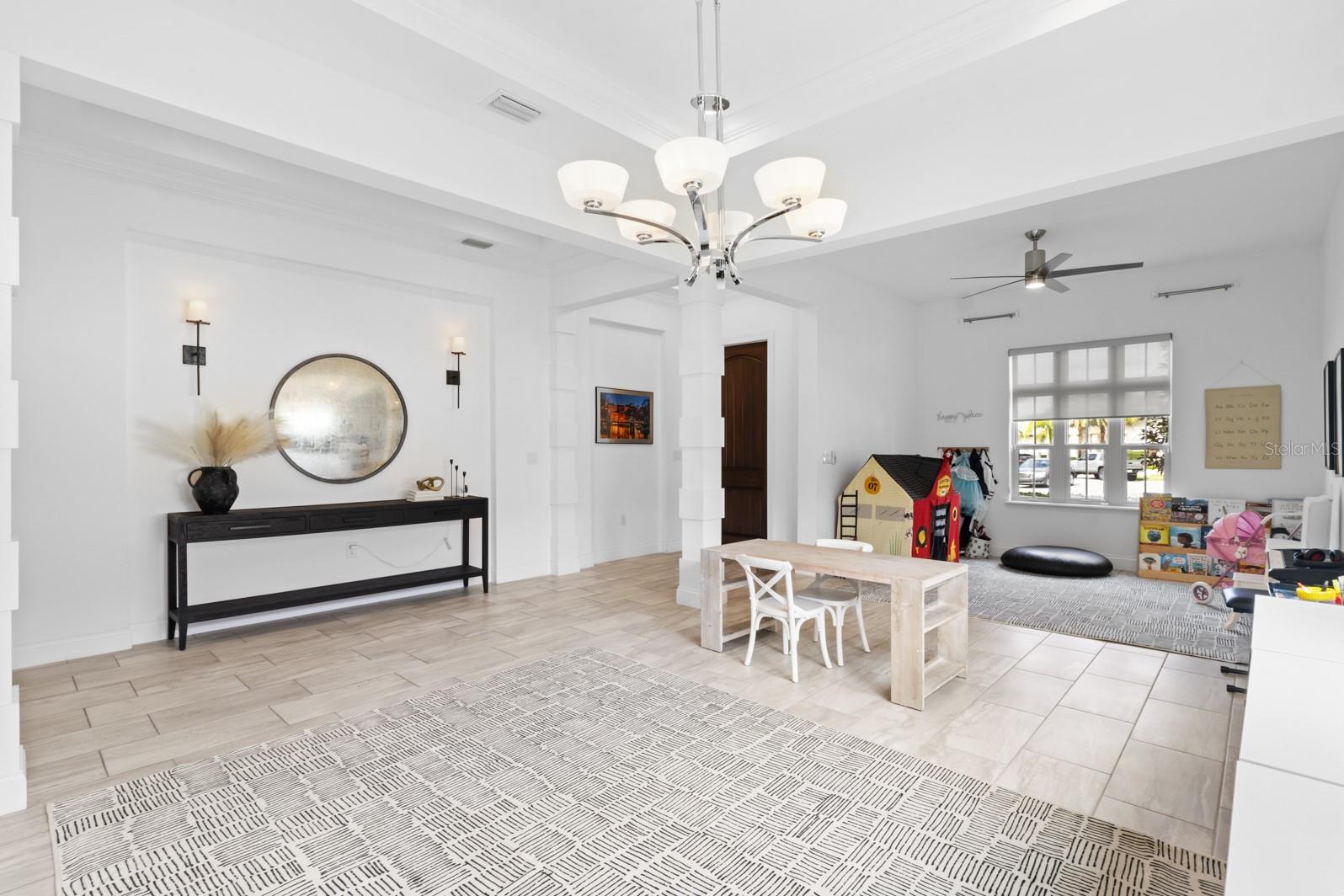Image 7 of 60 For 10414 Angel Oak Court