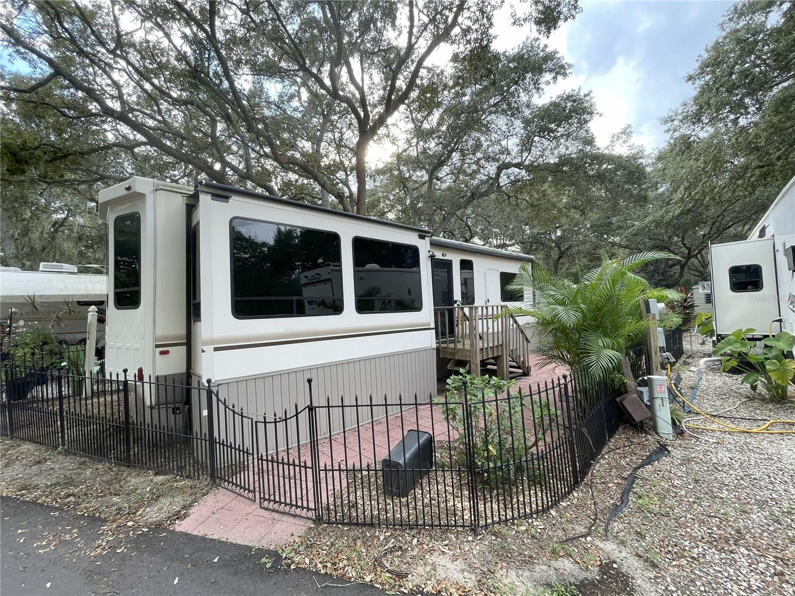 Image 3 of 16 For 3000 Clarcona Road 2206