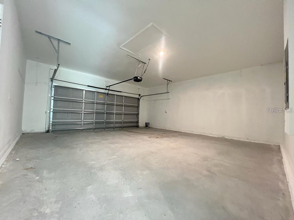 Image 22 of 22 For 407 Treemont Avenue Sw