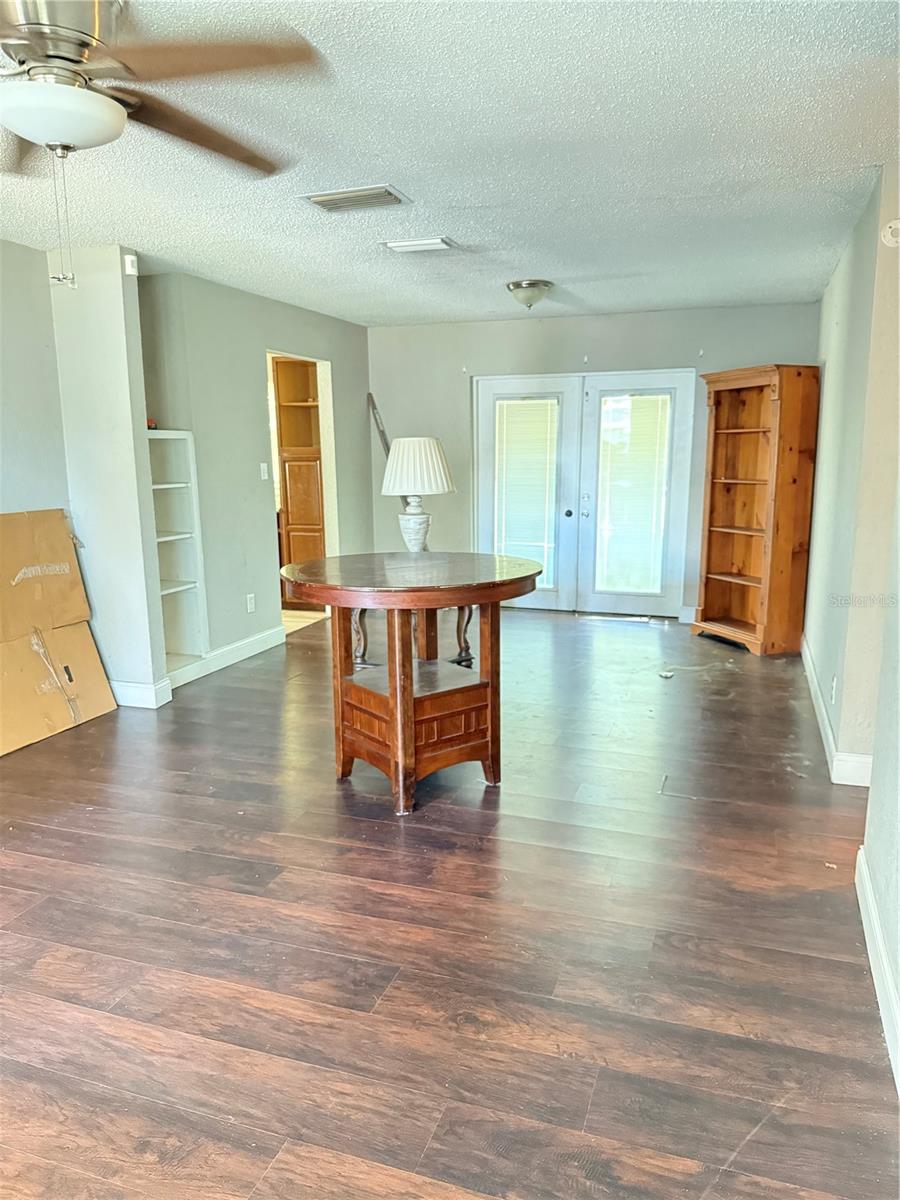 Image 3 of 3 For 3125 Ruby Drive