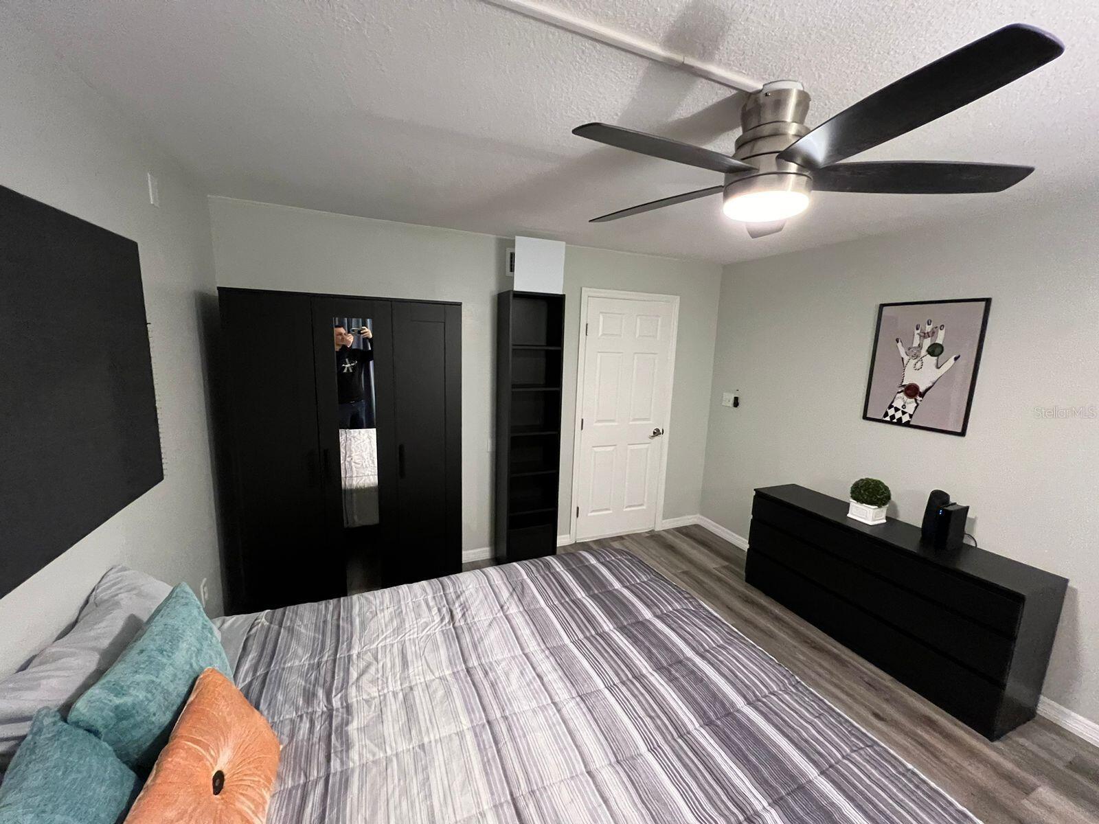 Image 6 of 13 For 701 Madison Avenue 302