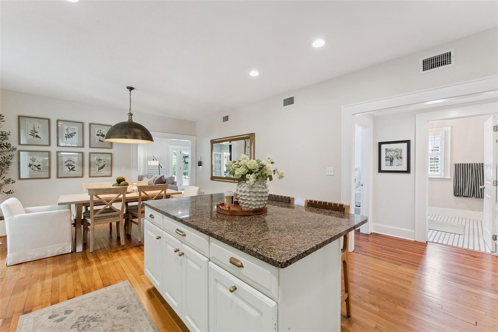 Image 12 of 69 For 1513 Amelia Street