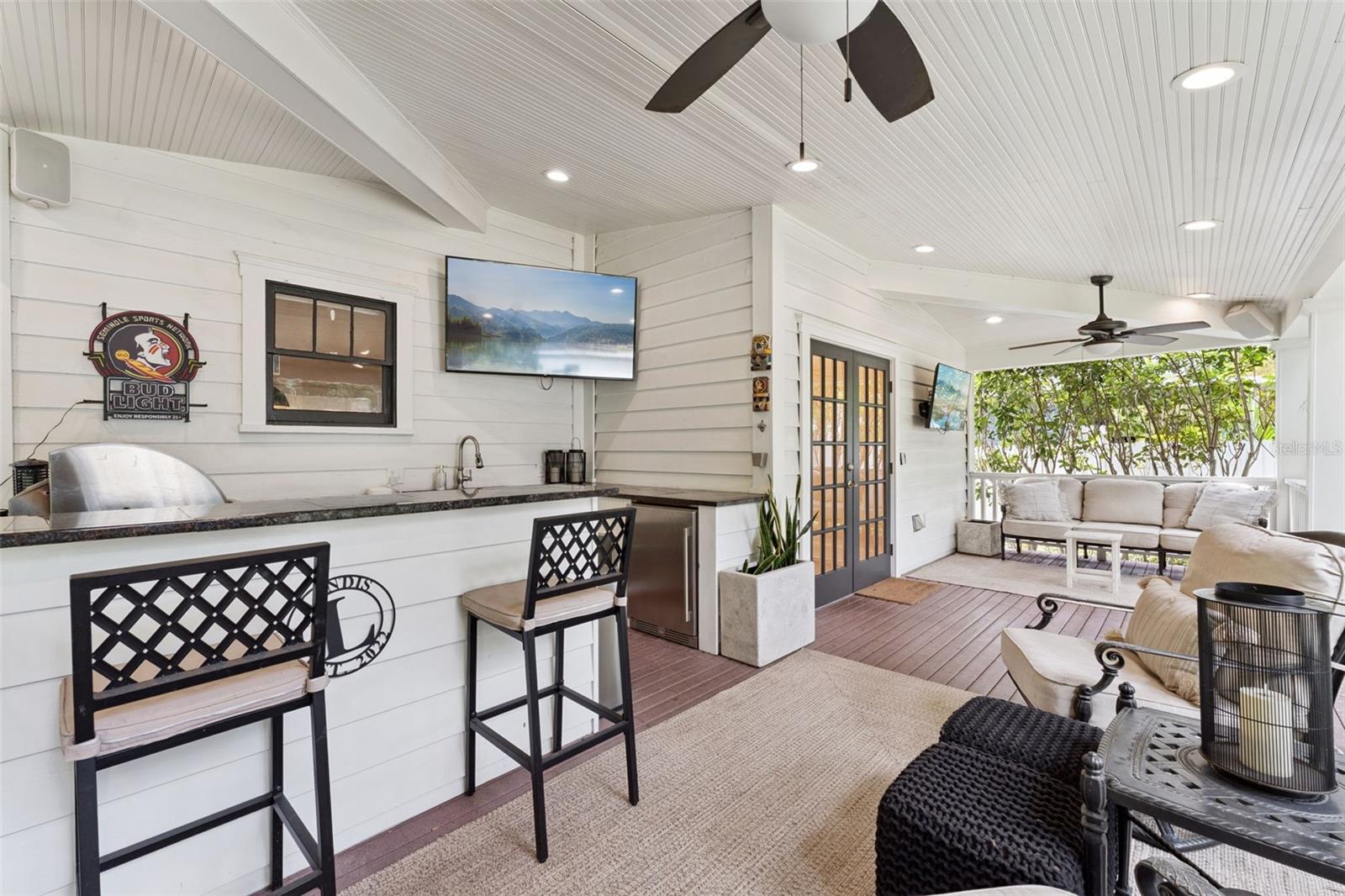 Image 4 of 69 For 1513 Amelia Street