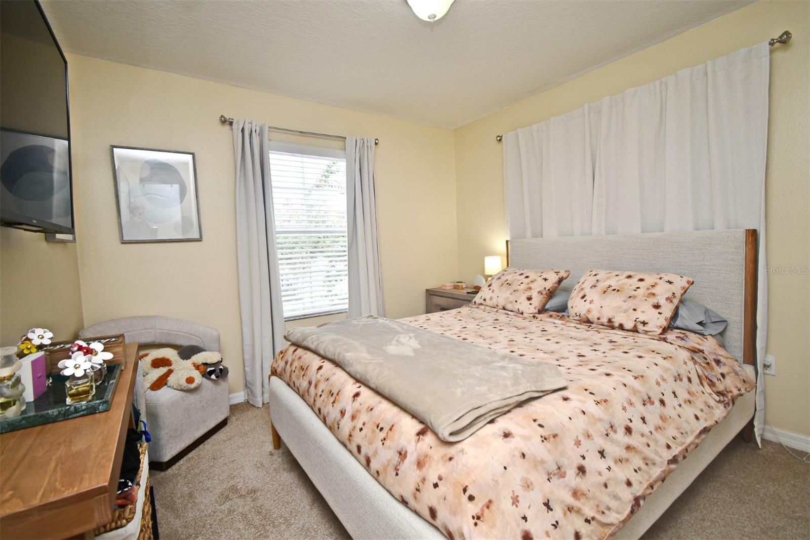 Image 16 of 23 For 200 Carina Circle