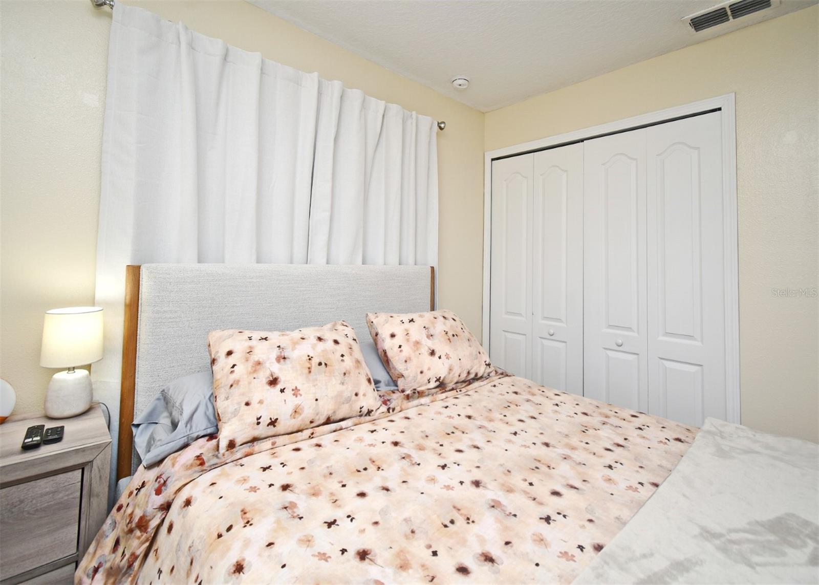 Image 18 of 23 For 200 Carina Circle