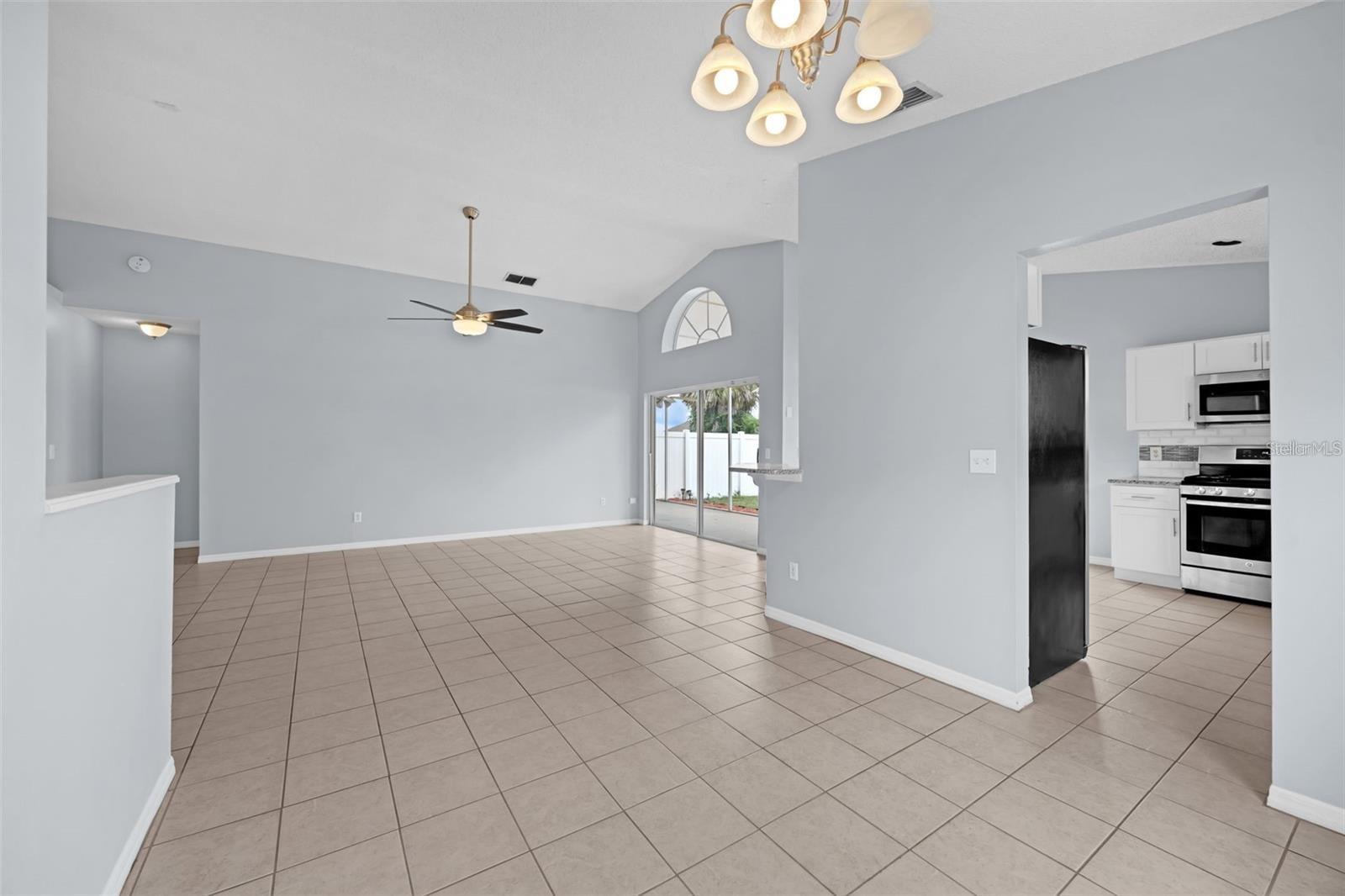 Image 13 of 30 For 7712 Water Oak Court