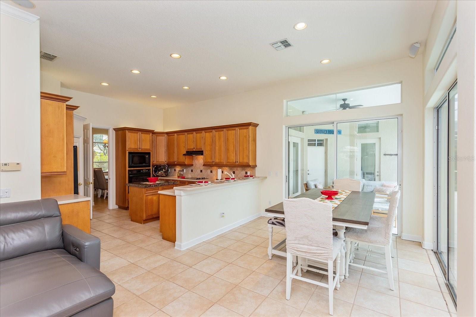 Image 19 of 39 For 10606 Boca Point Dr