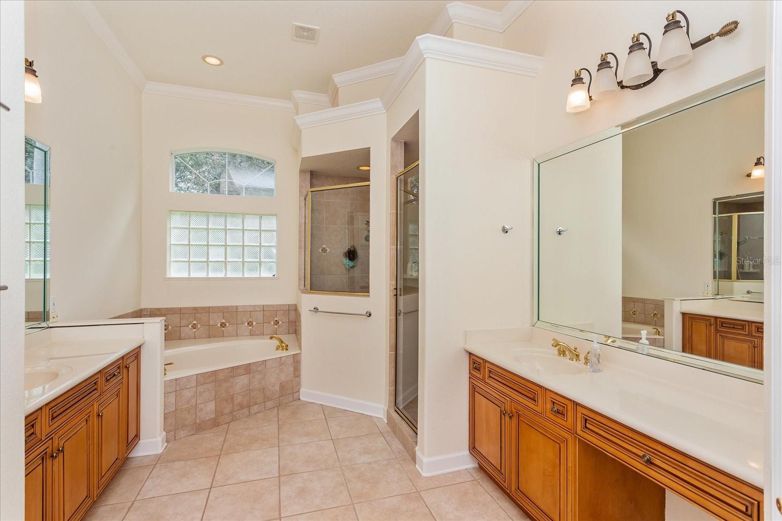 Image 28 of 39 For 10606 Boca Point Dr