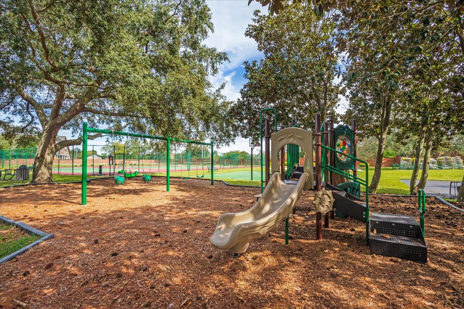 Image 7 of 39 For 10606 Boca Point Dr