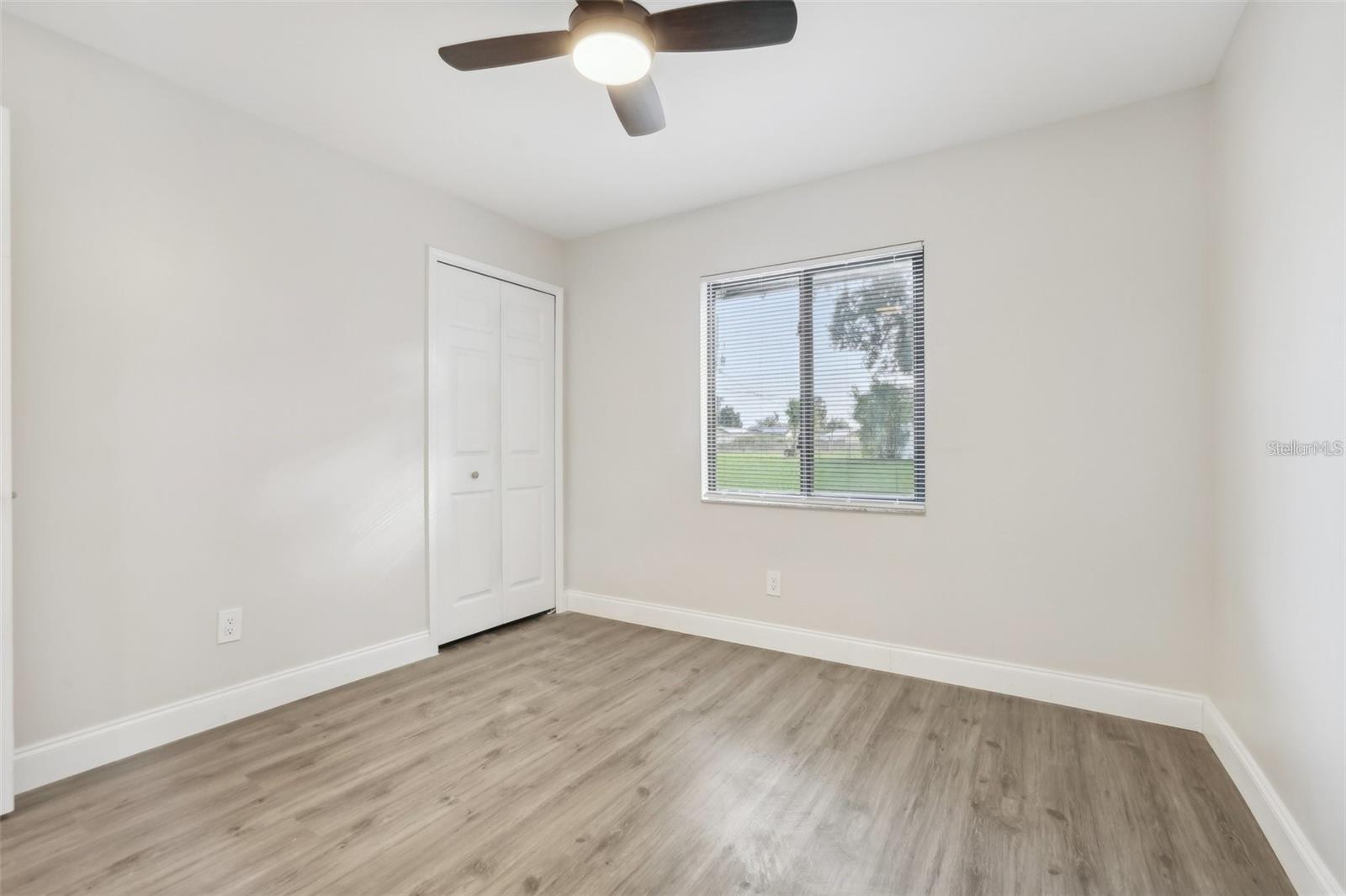 Image 18 of 36 For 1052 Manchester Circle