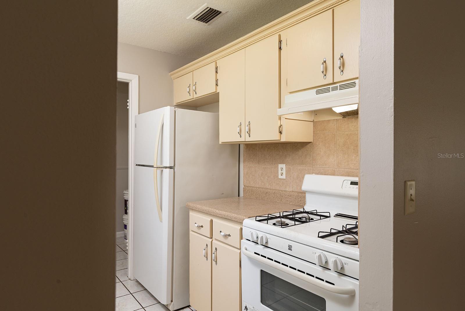 Image 10 of 29 For 2822 Fulford Street