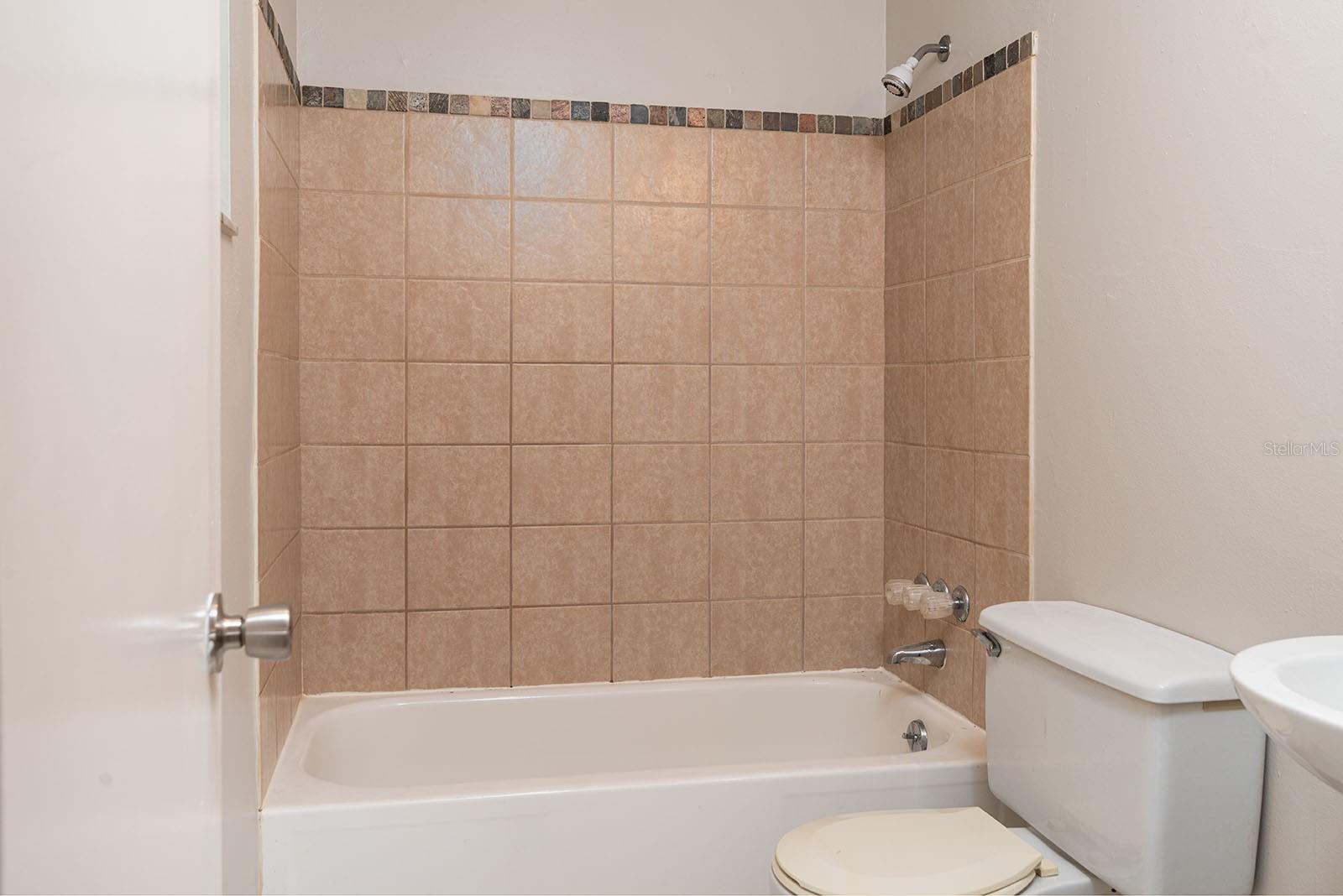 Image 16 of 29 For 2822 Fulford Street