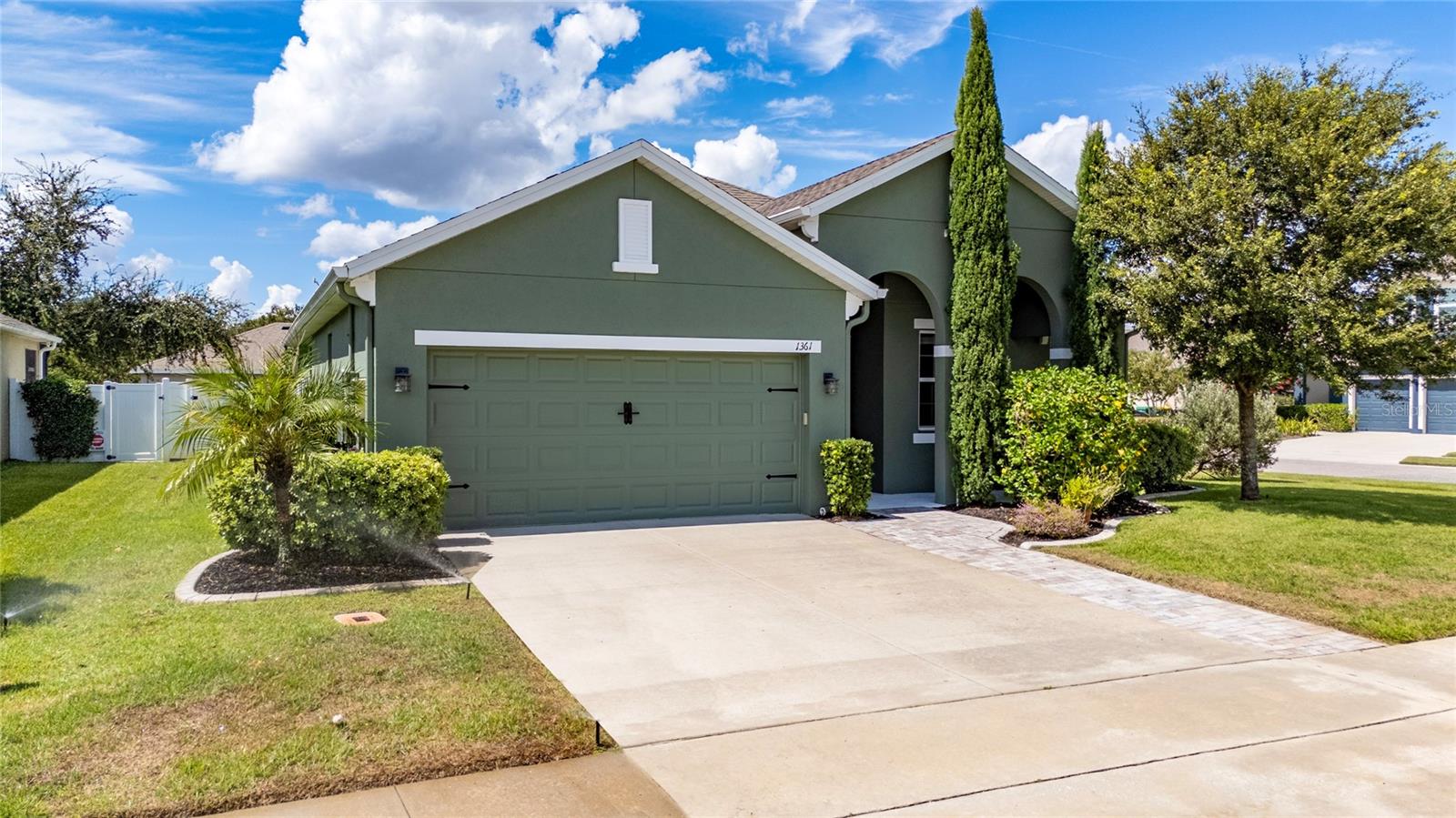 Image 4 of 40 For 1361 Aroniminik Drive