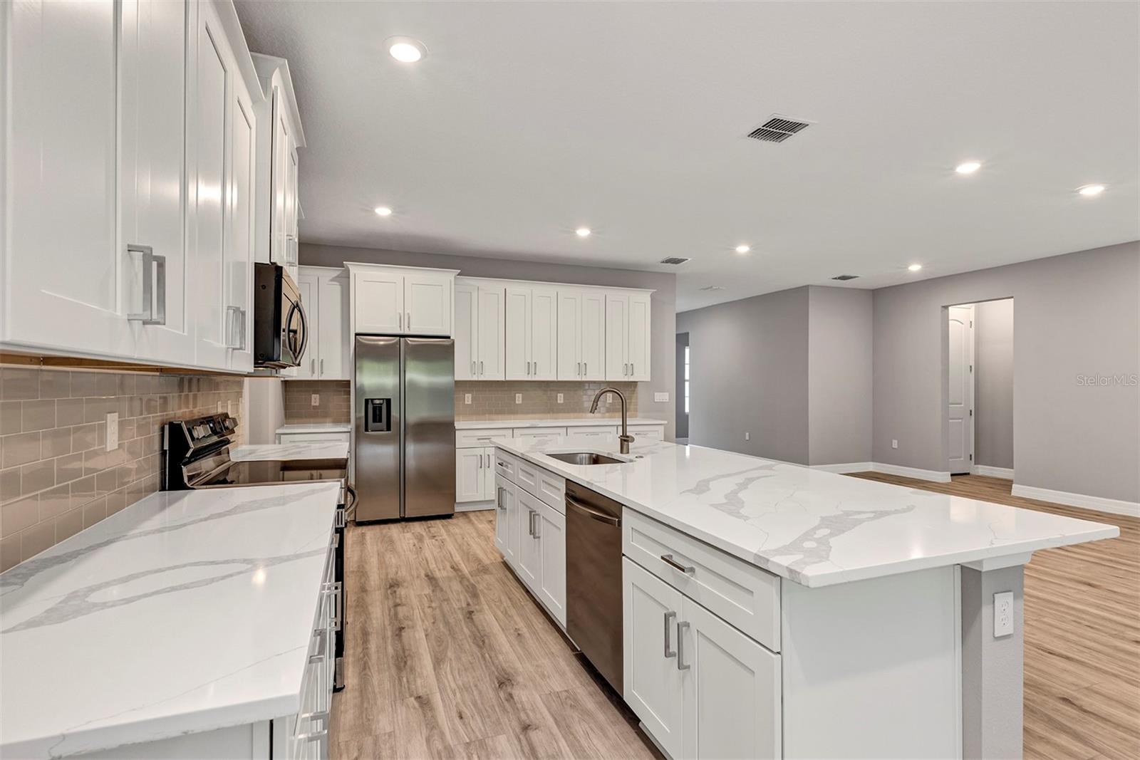 Image 11 of 53 For 5 Lupine Street