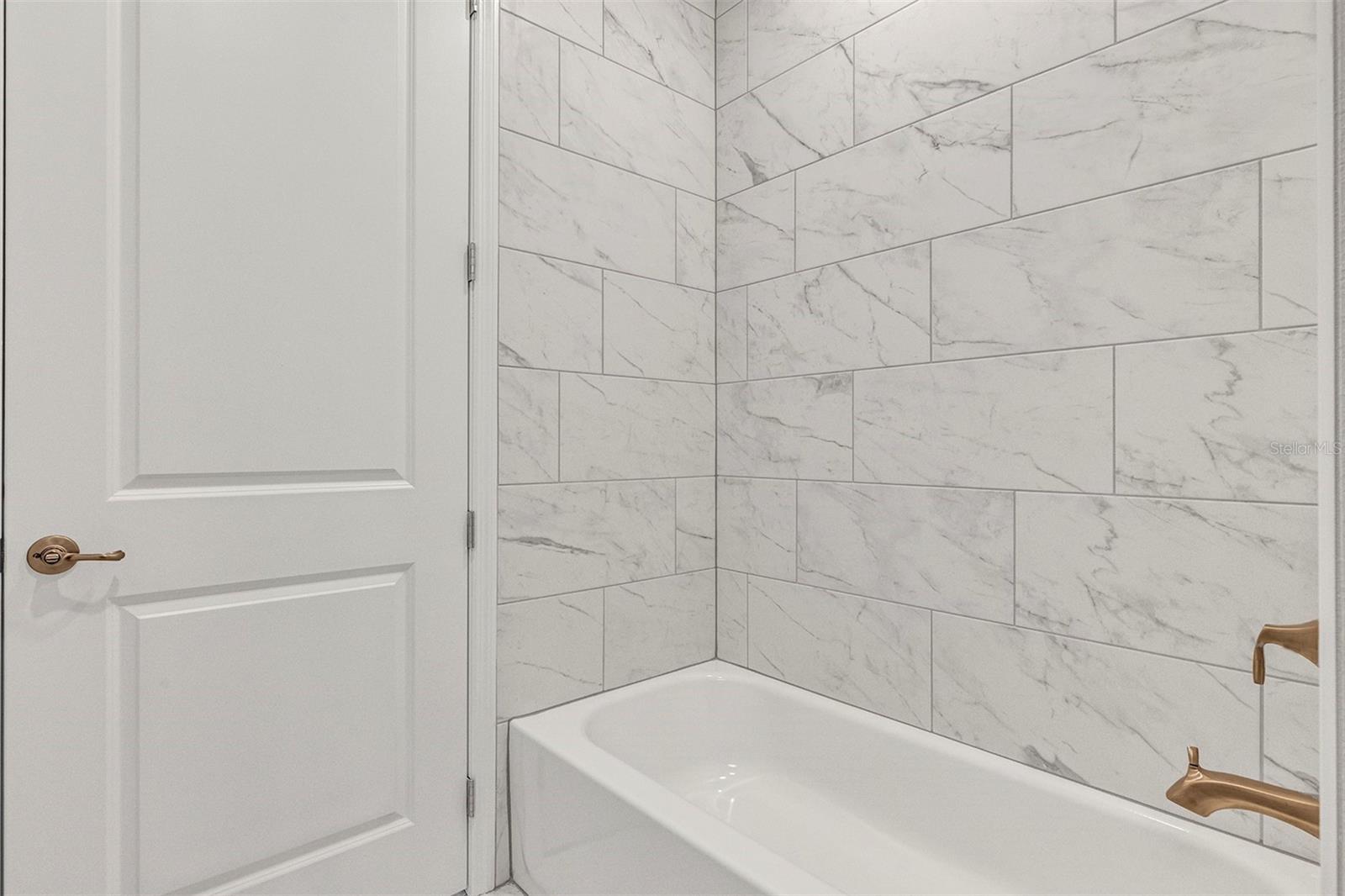 Image 14 of 53 For 5 Lupine Street