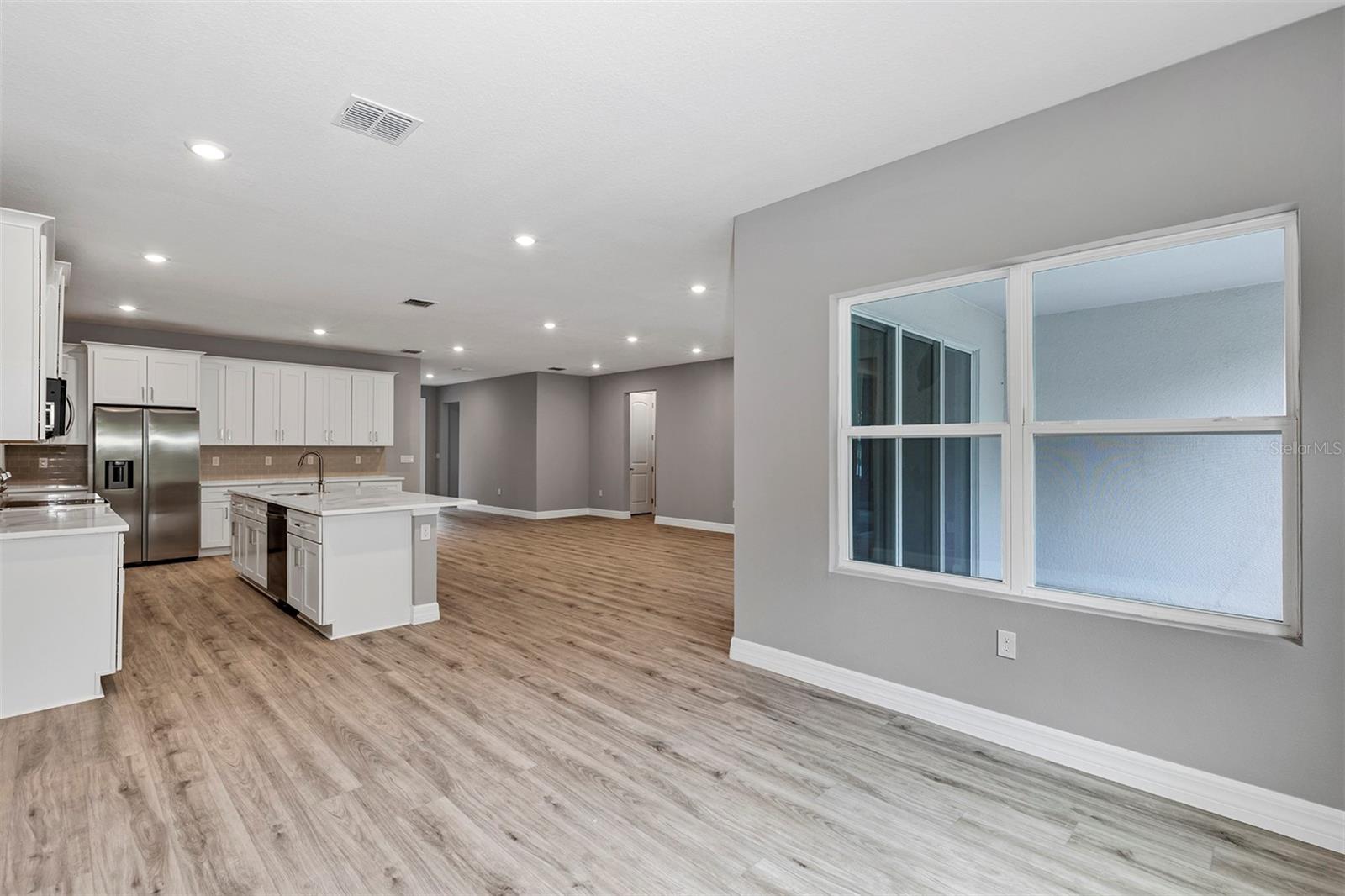 Image 24 of 53 For 5 Lupine Street