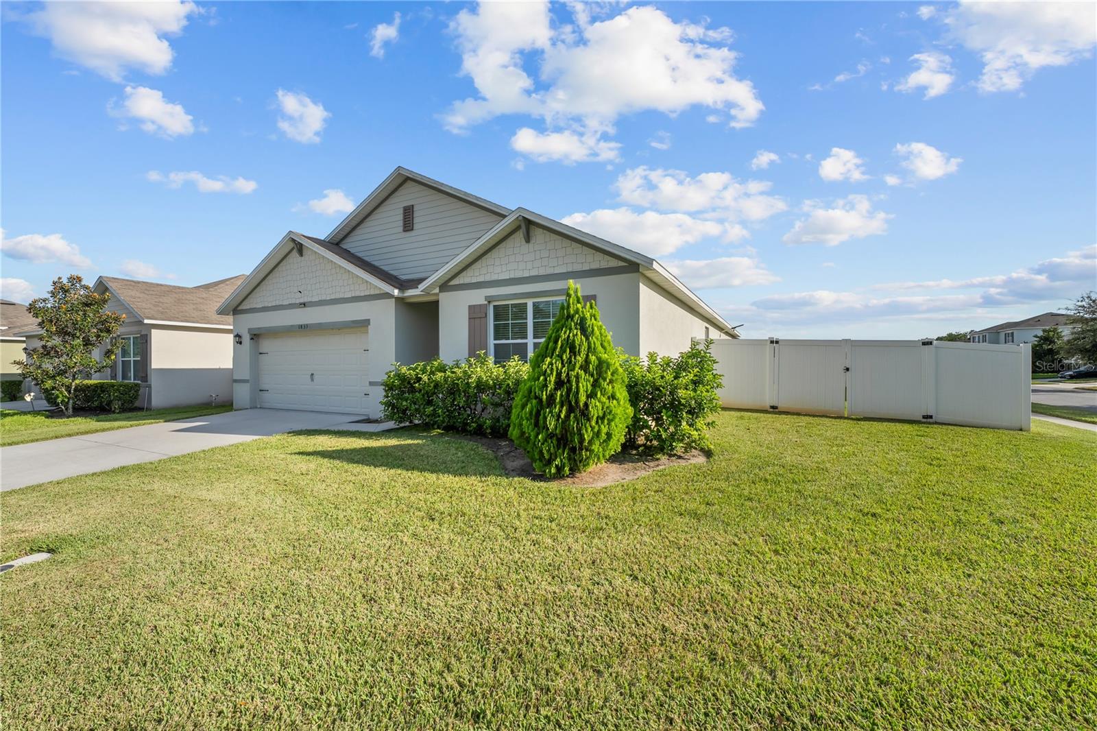 Image 11 of 46 For 1833 Bluepoint Street