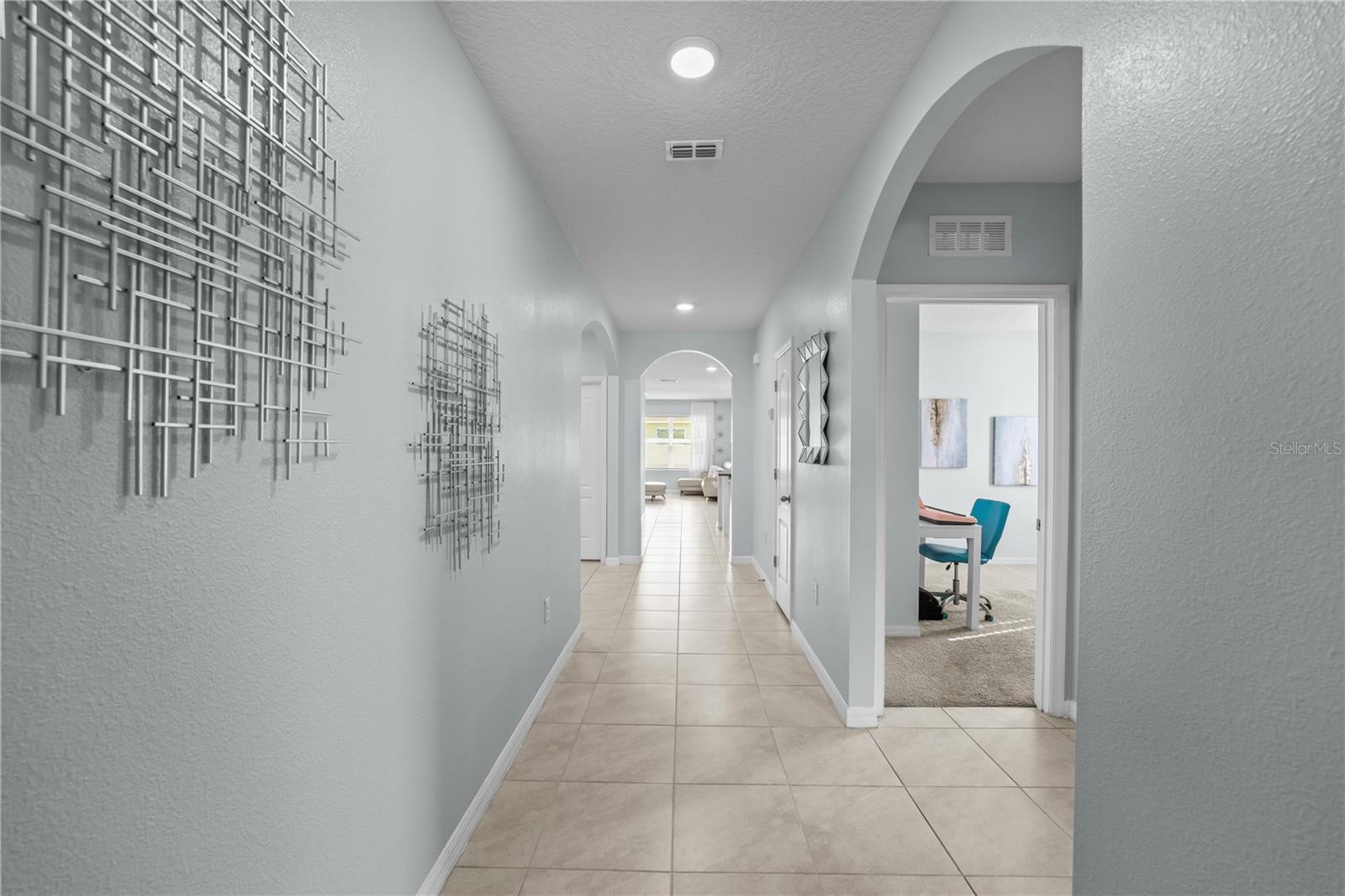 Image 12 of 46 For 1833 Bluepoint Street