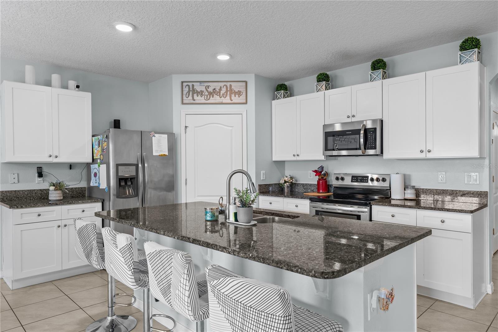 Image 22 of 46 For 1833 Bluepoint Street