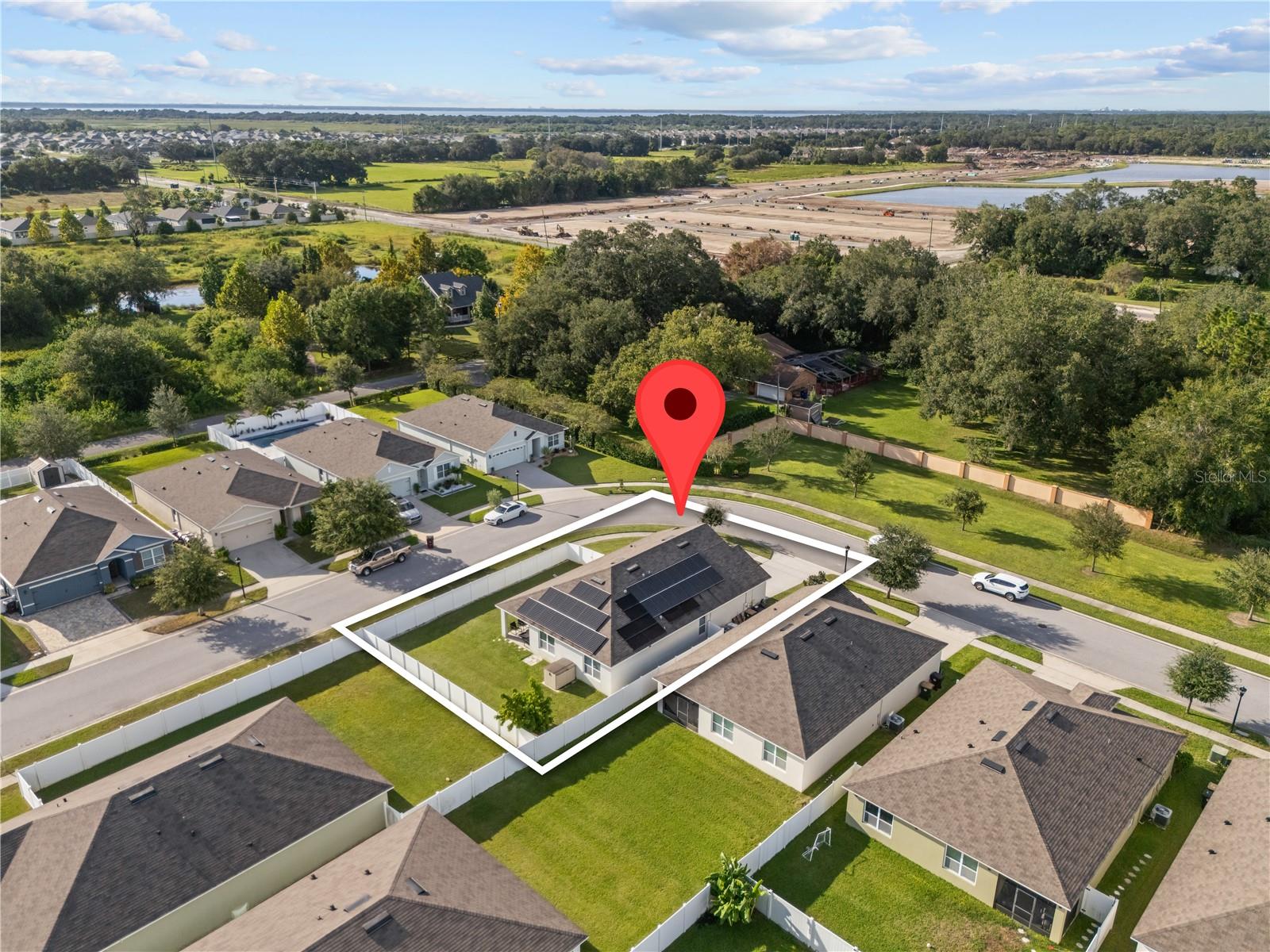 Image 3 of 46 For 1833 Bluepoint Street