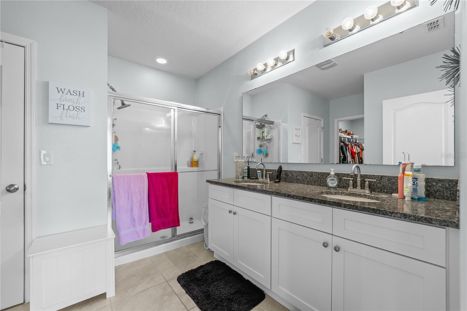 Image 32 of 46 For 1833 Bluepoint Street