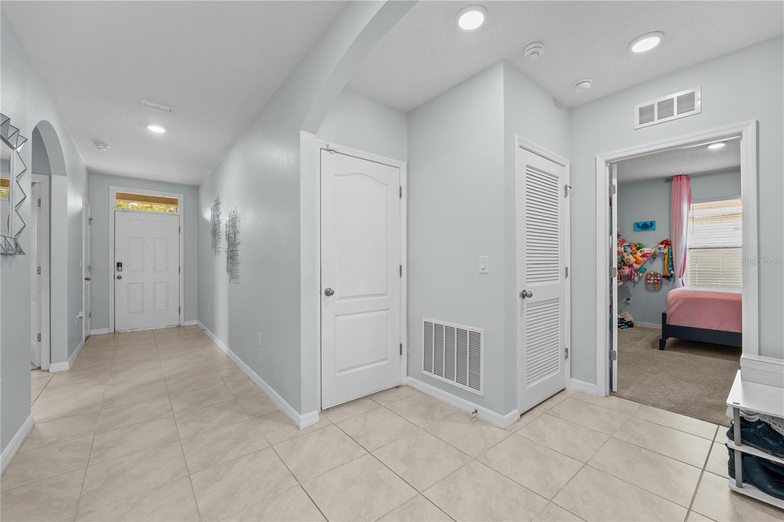 Image 34 of 46 For 1833 Bluepoint Street