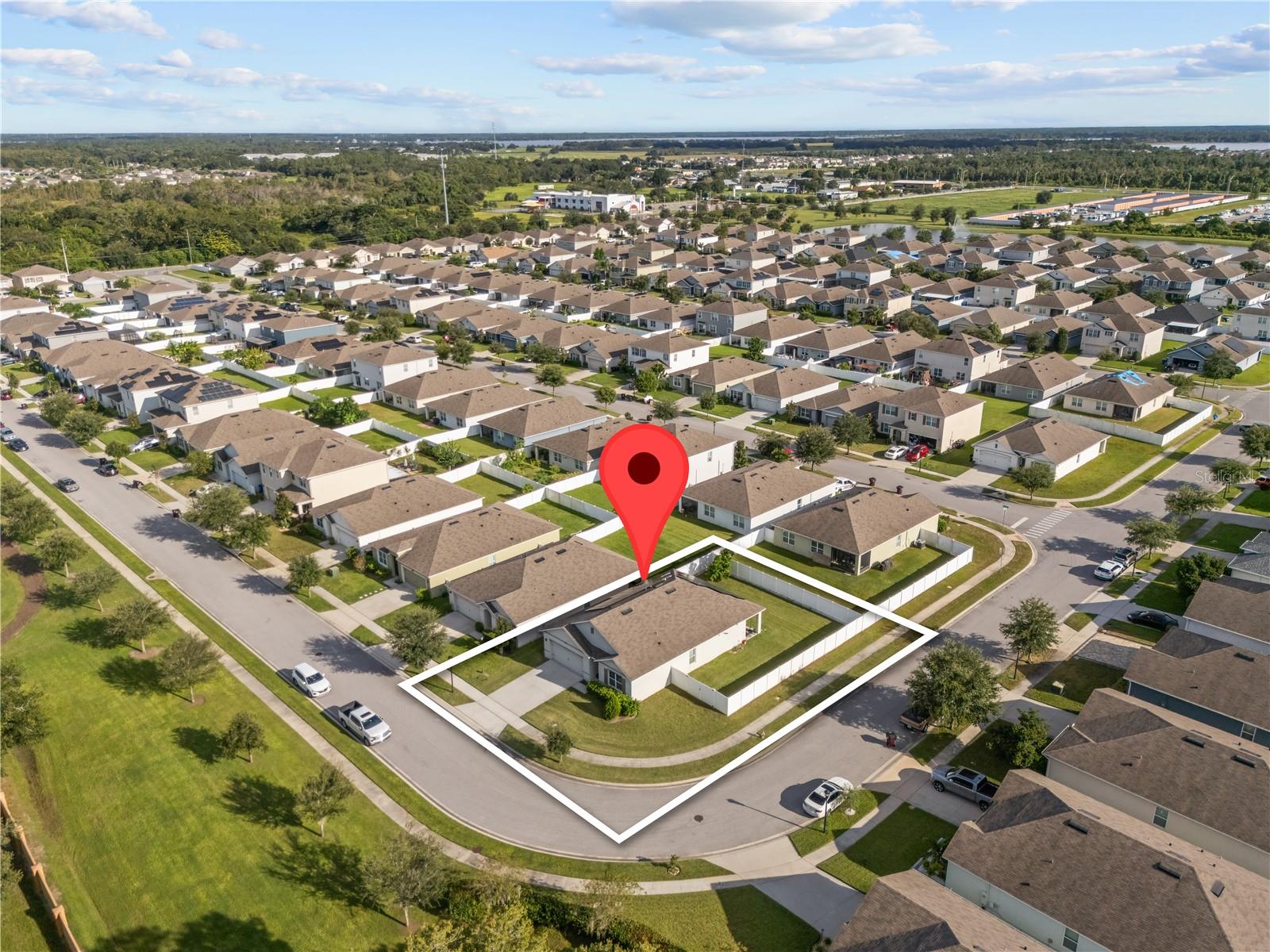 Image 4 of 46 For 1833 Bluepoint Street