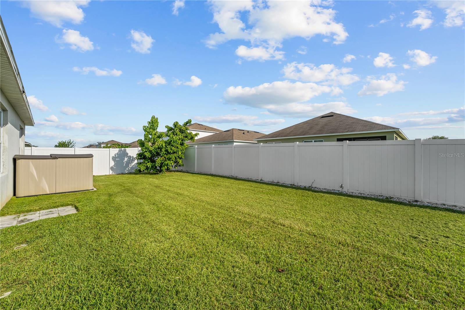 Image 44 of 46 For 1833 Bluepoint Street