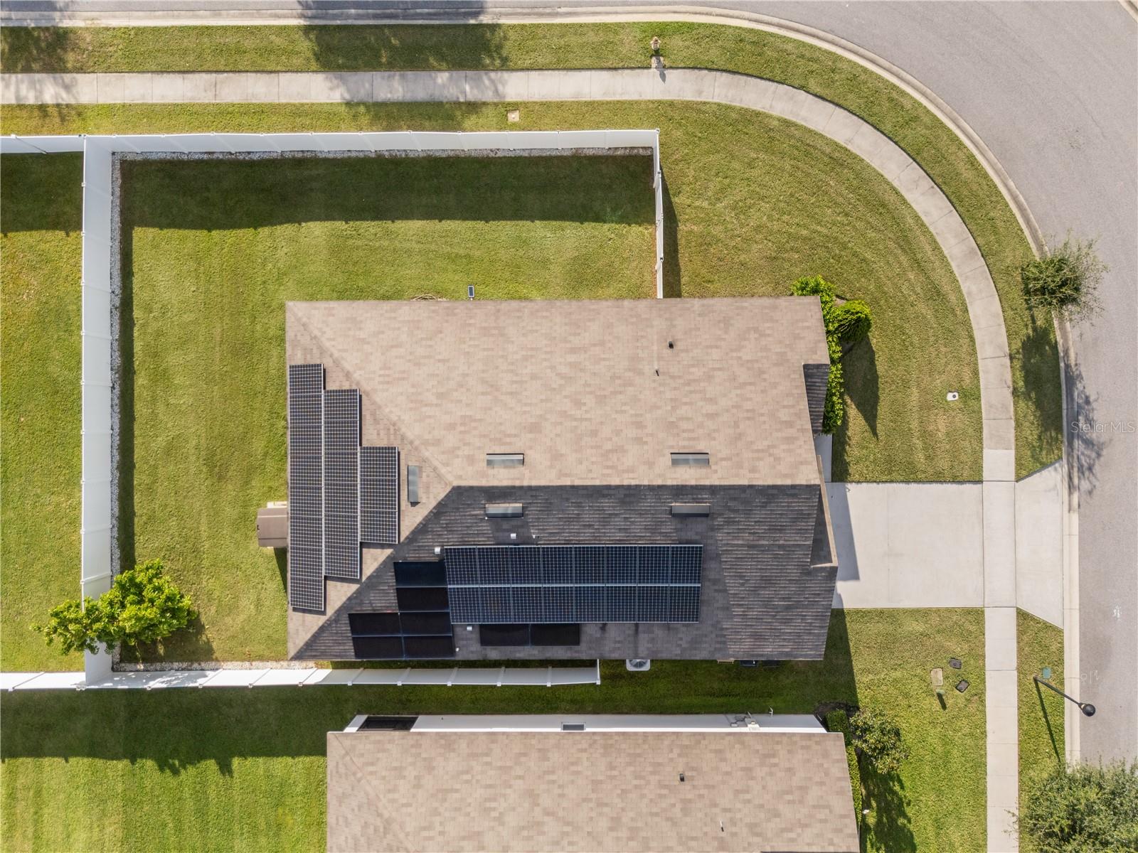 Image 6 of 46 For 1833 Bluepoint Street
