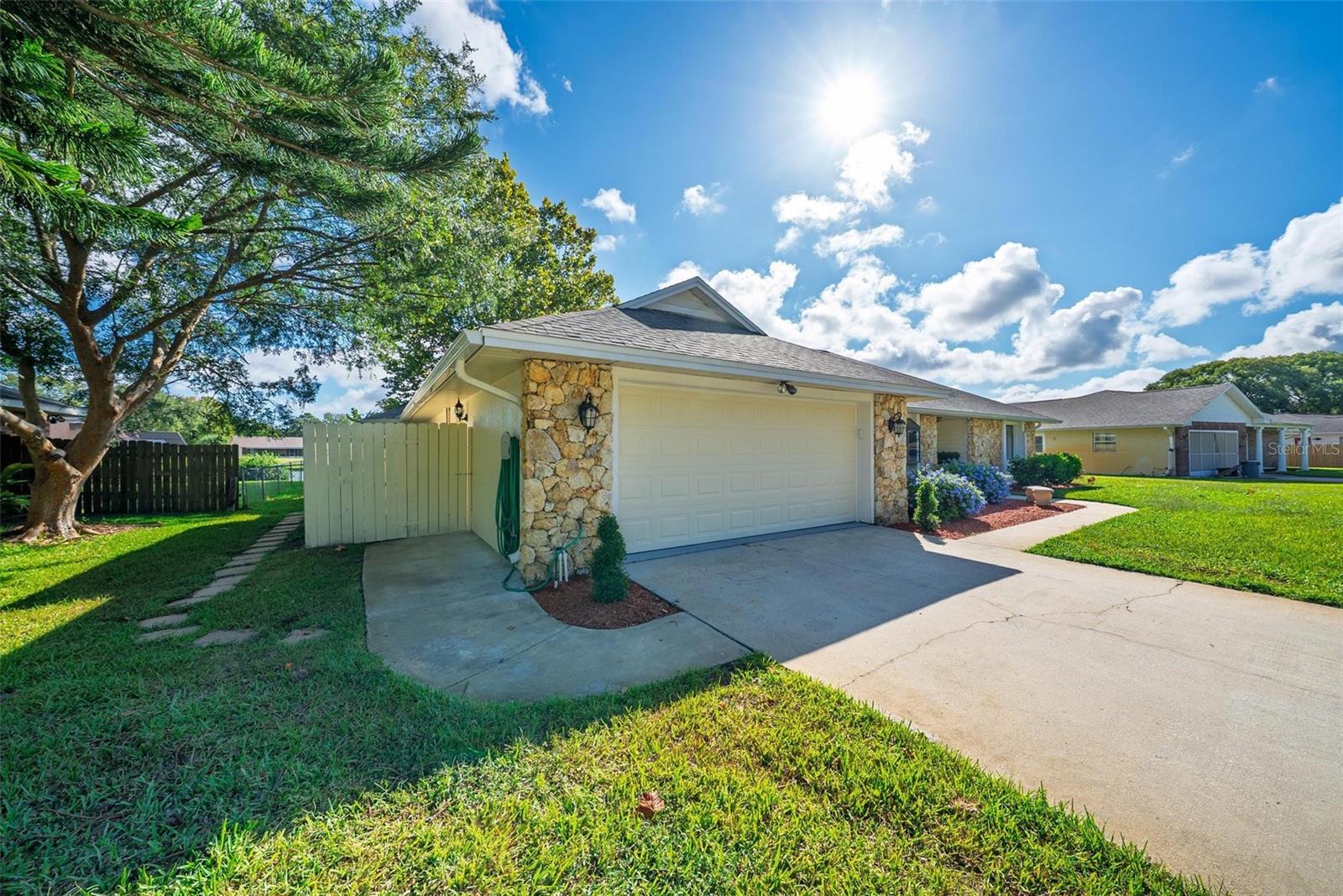 Image 12 of 85 For 806 Black Duck Drive