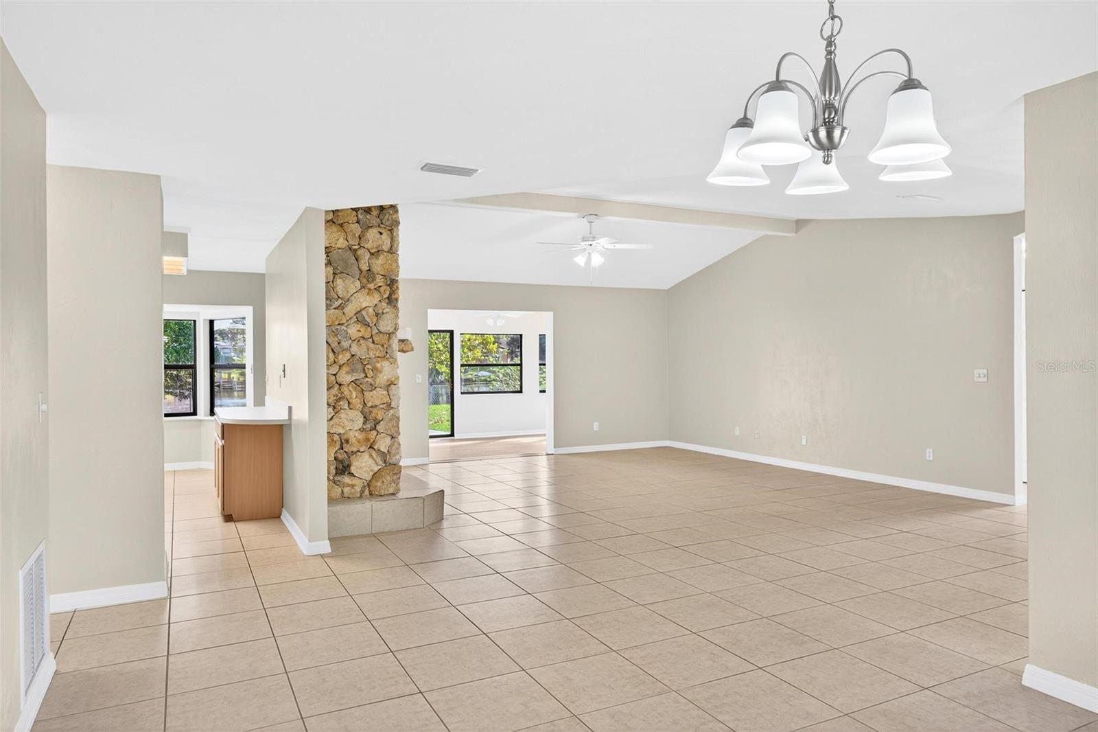 Image 22 of 85 For 806 Black Duck Drive
