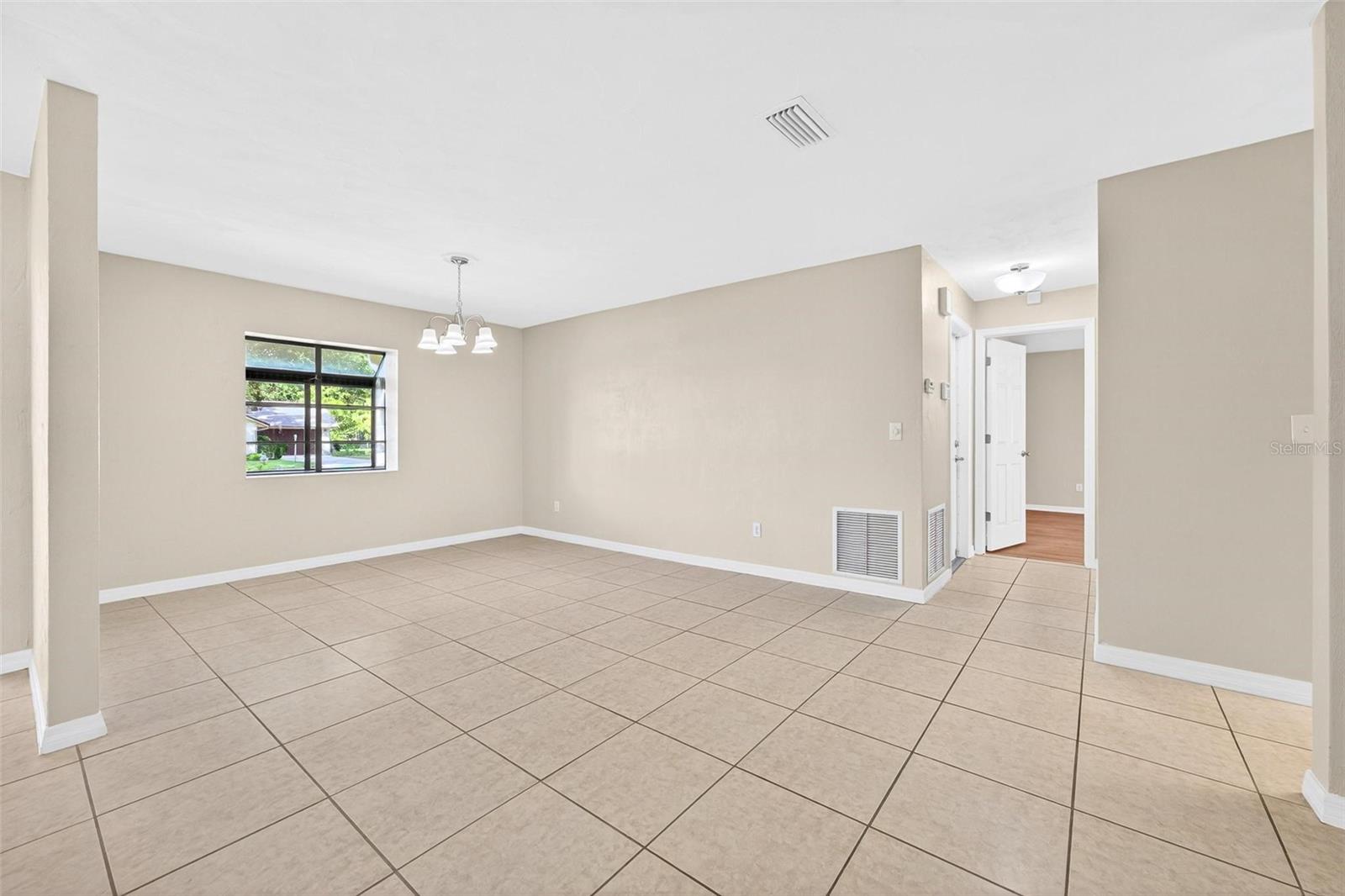 Image 23 of 85 For 806 Black Duck Drive