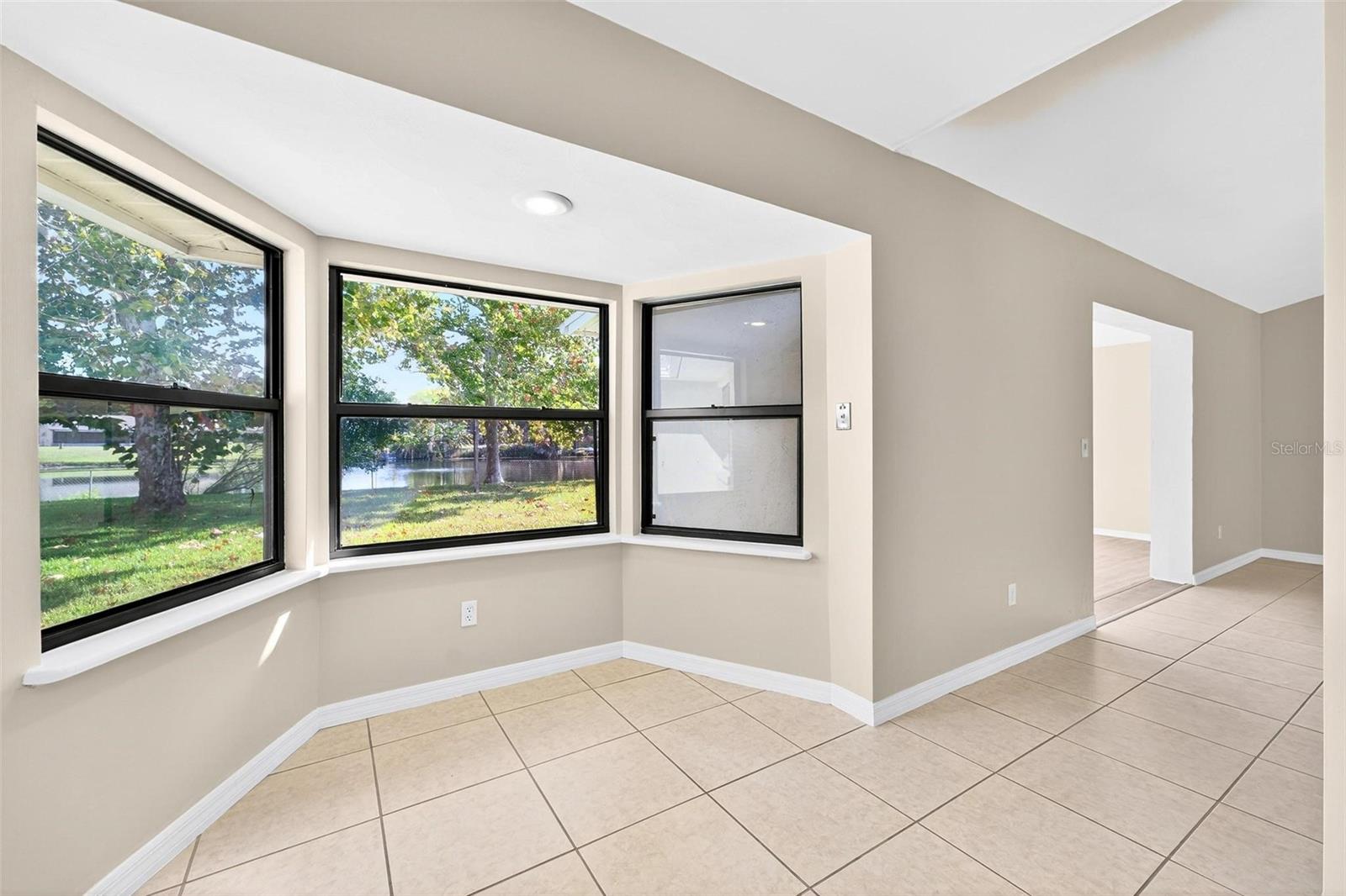 Image 39 of 85 For 806 Black Duck Drive
