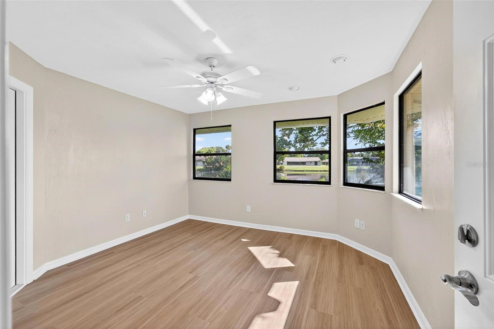 Image 50 of 85 For 806 Black Duck Drive