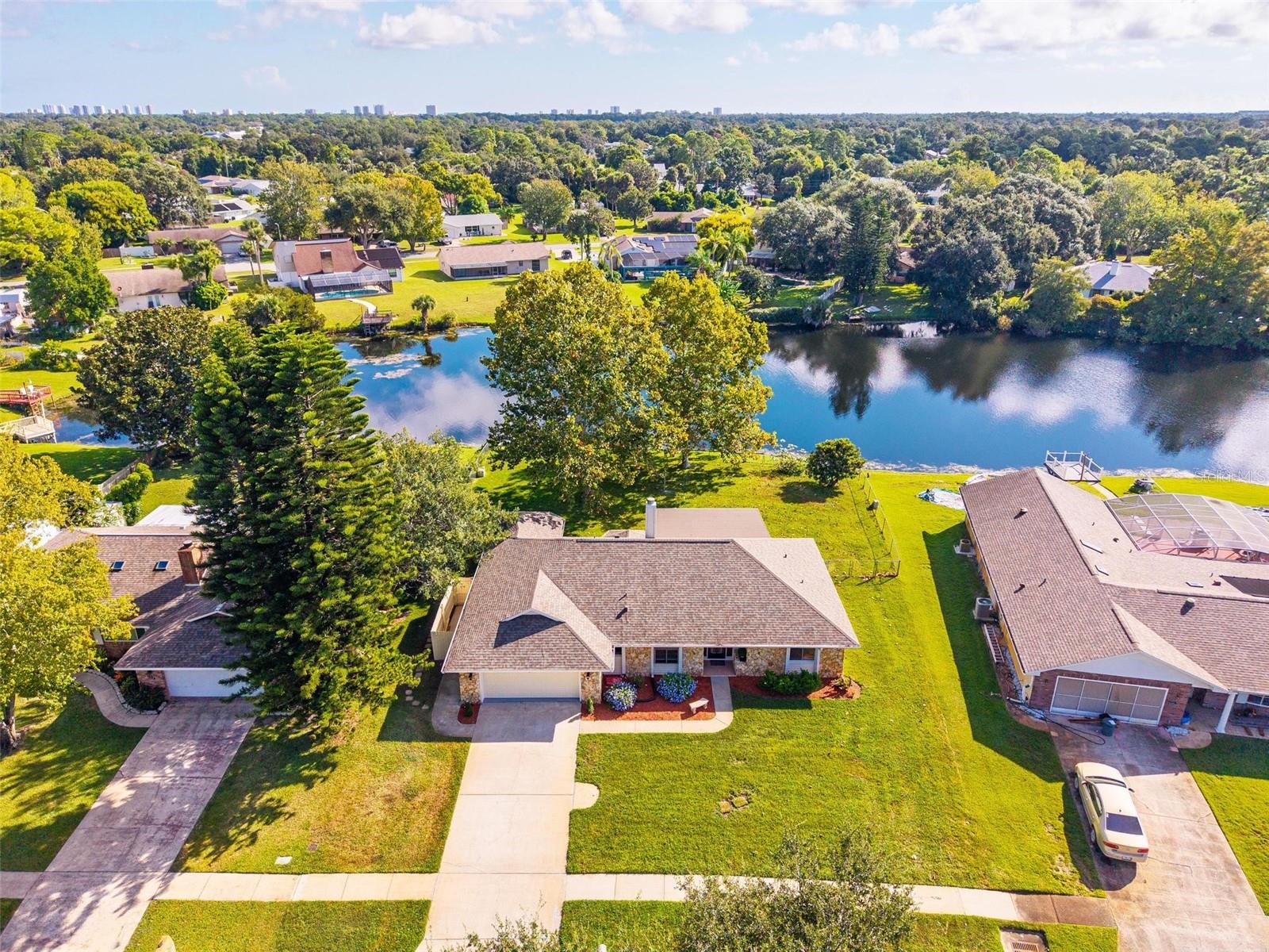 Image 7 of 85 For 806 Black Duck Drive