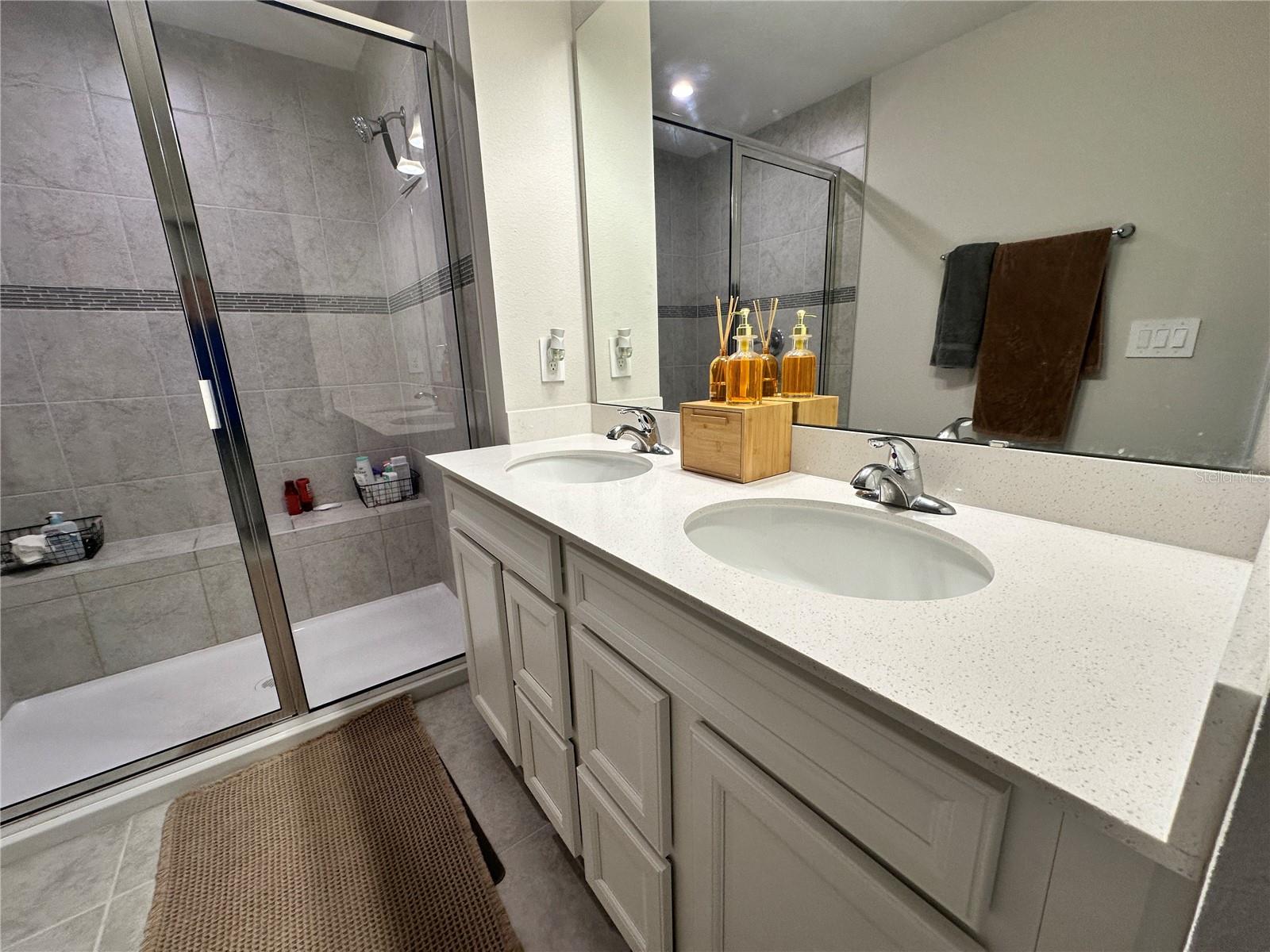 Image 29 of 47 For 3941 Cuyahoga Valley Court