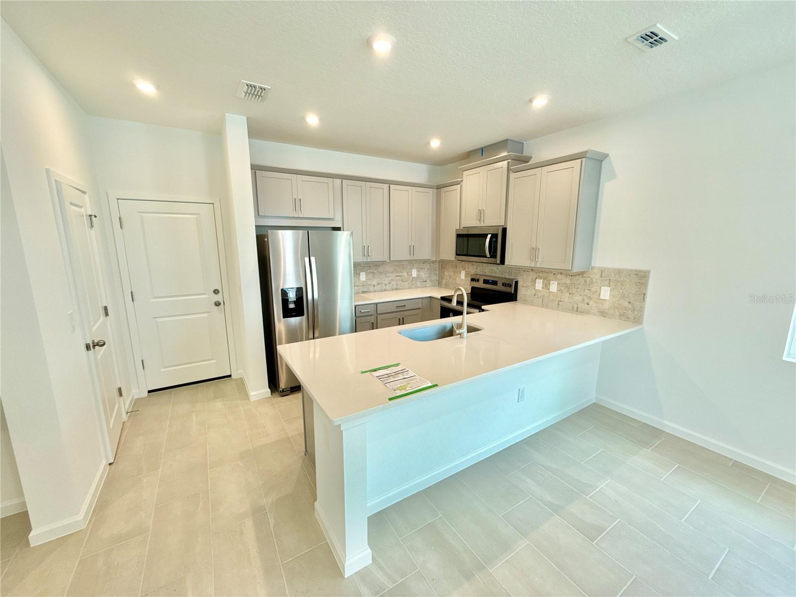 Image 7 of 29 For 1315 Tarflower Drive Drive
