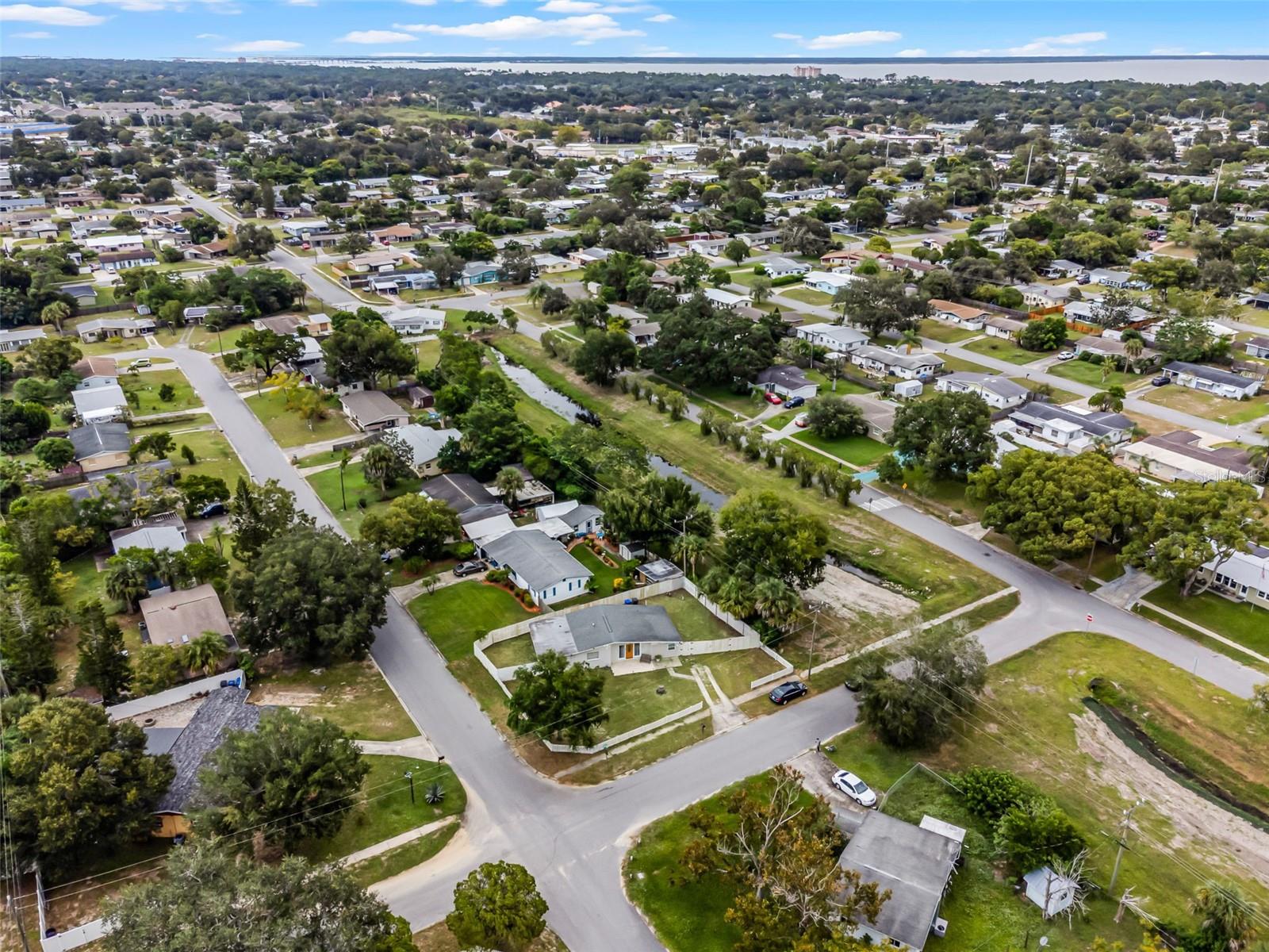 Image 42 of 49 For 4465 Gray Avenue
