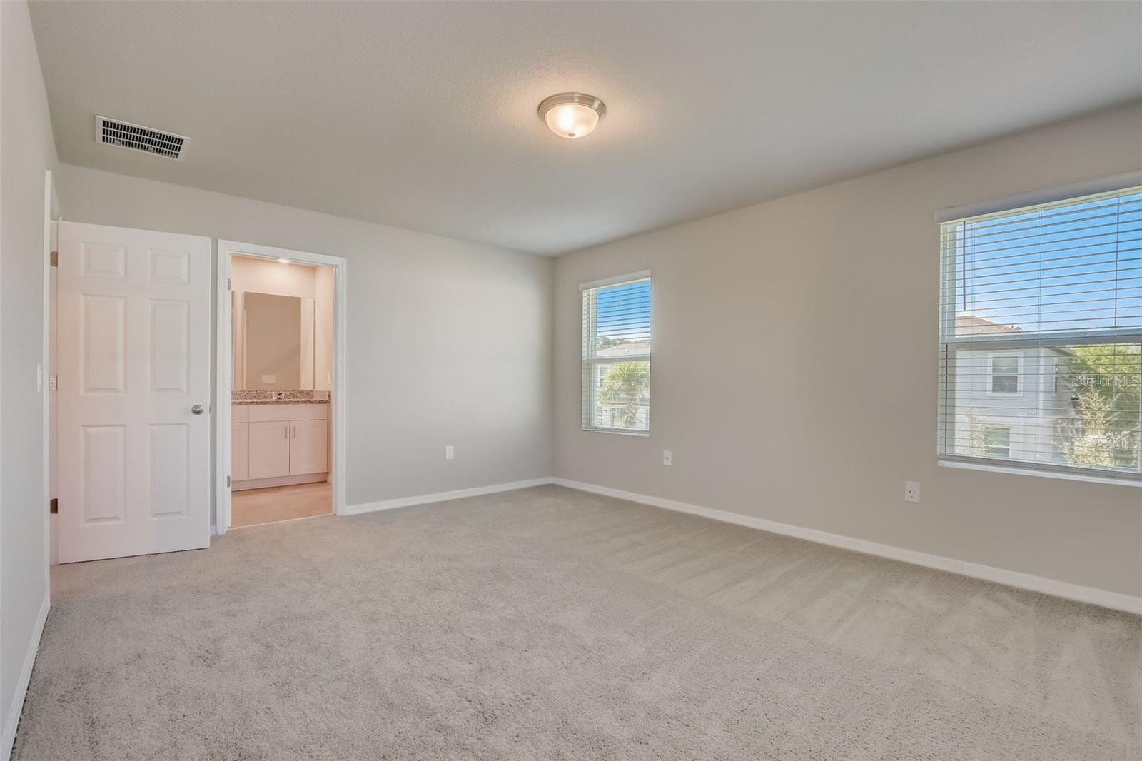 Image 22 of 24 For 501 Legacy Loop