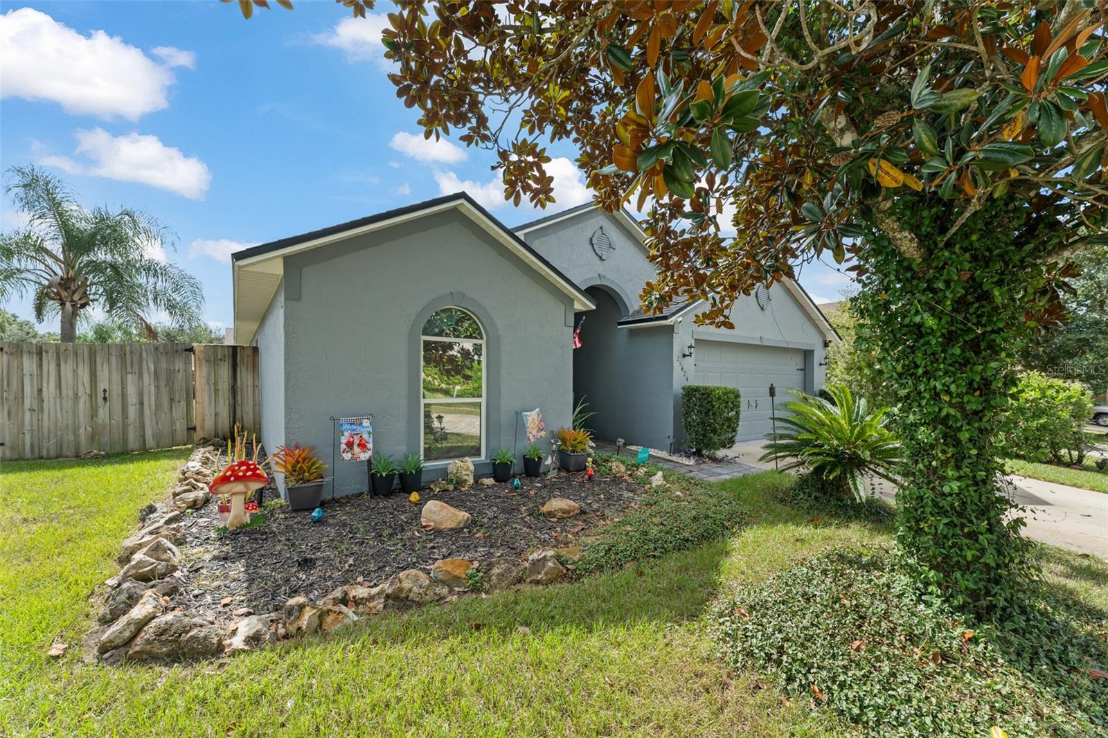 Image 2 of 44 For 25424 Divot Drive