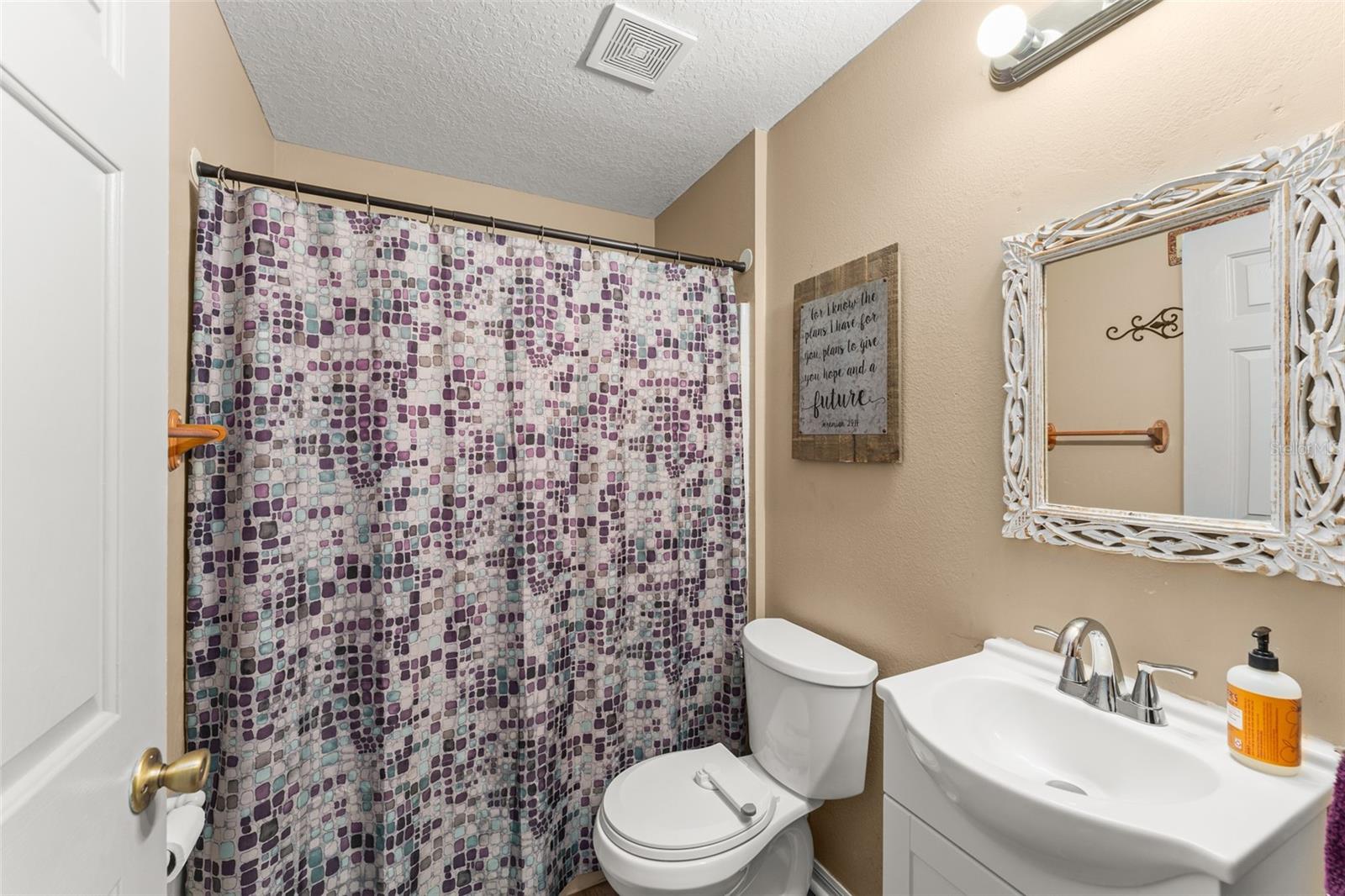 Image 25 of 44 For 25424 Divot Drive