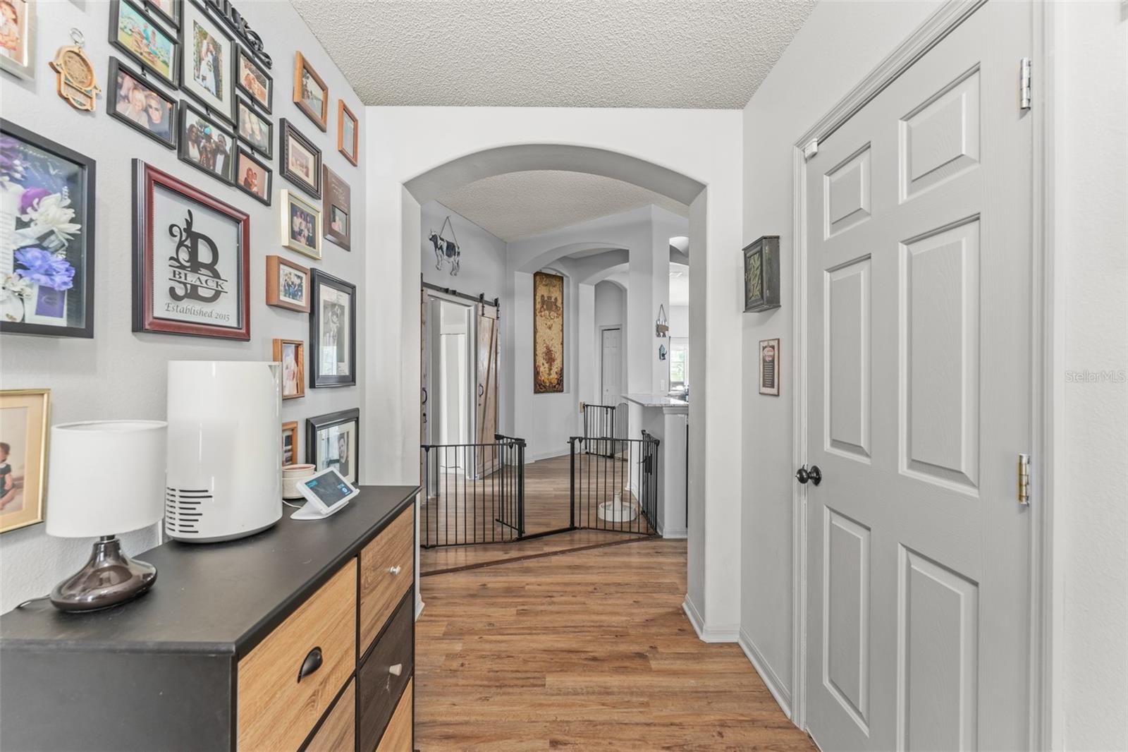 Image 27 of 44 For 25424 Divot Drive