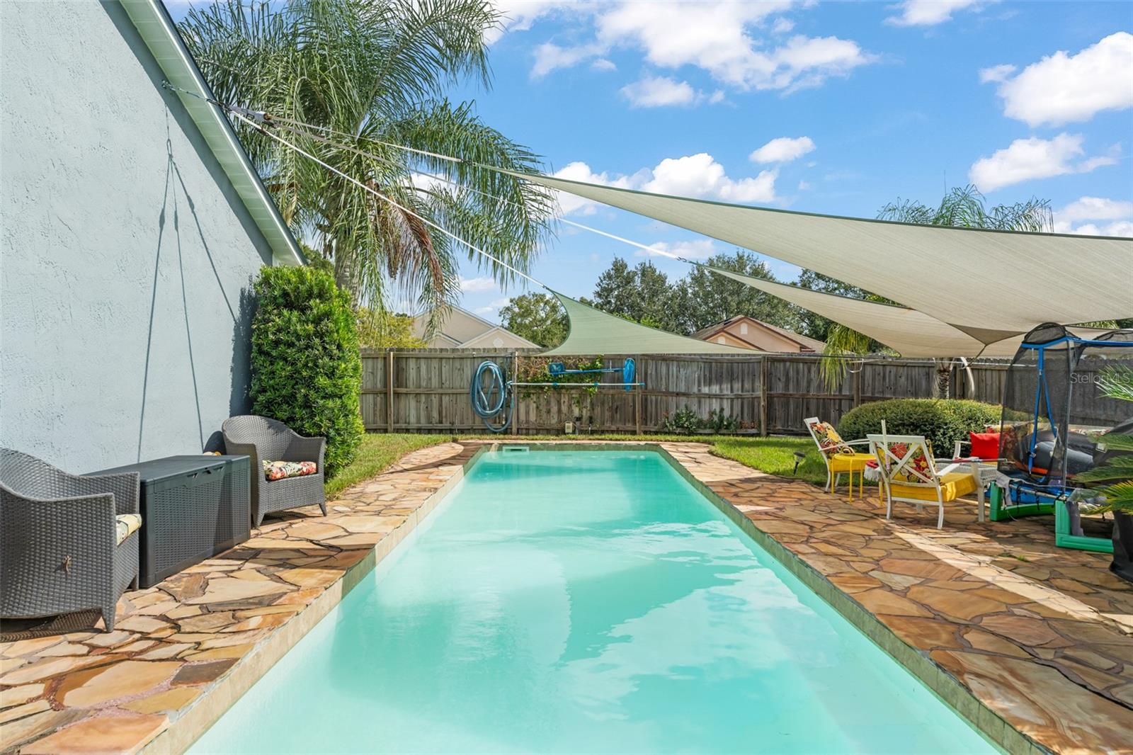 Image 37 of 44 For 25424 Divot Drive