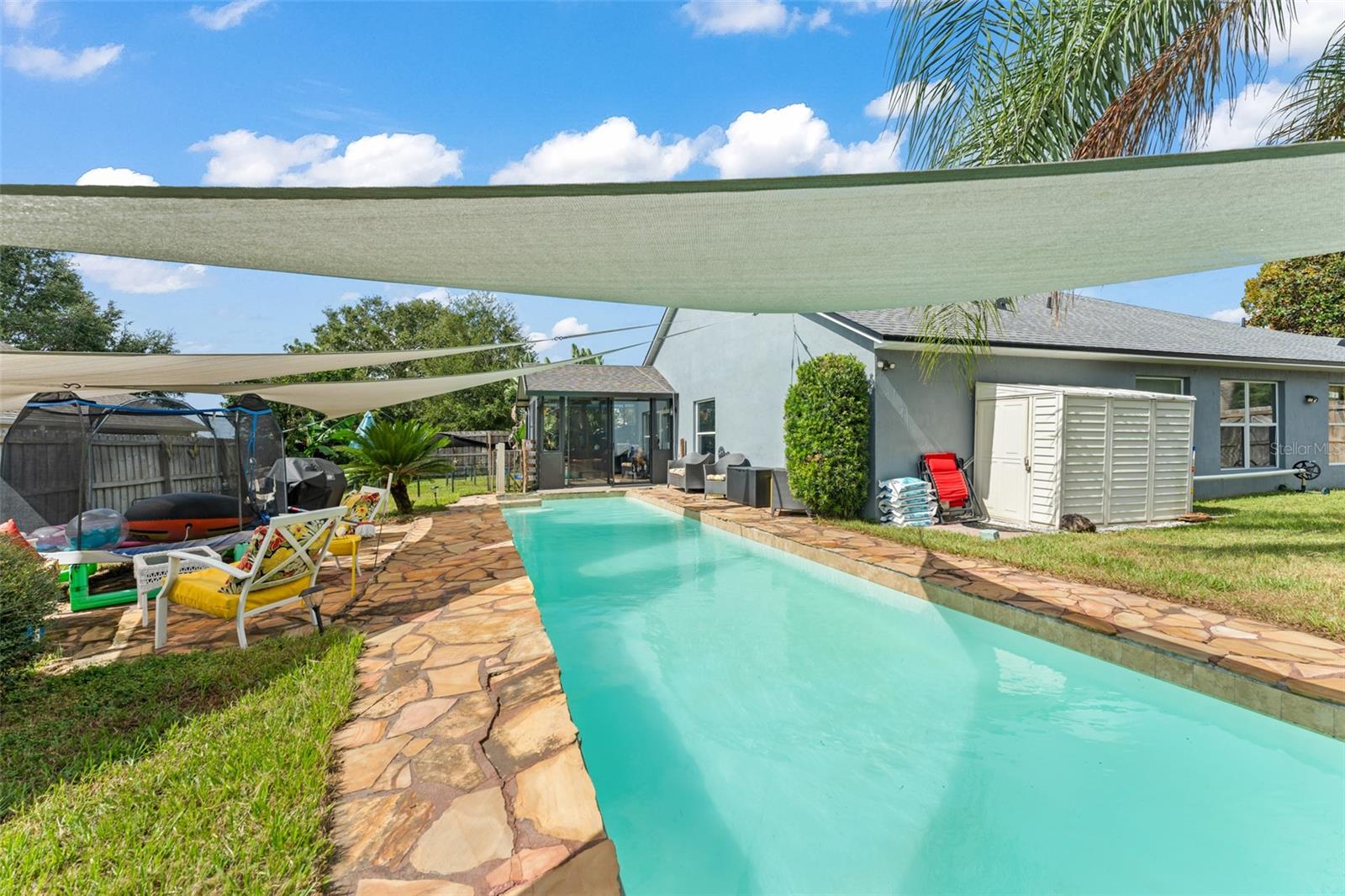 Image 41 of 44 For 25424 Divot Drive