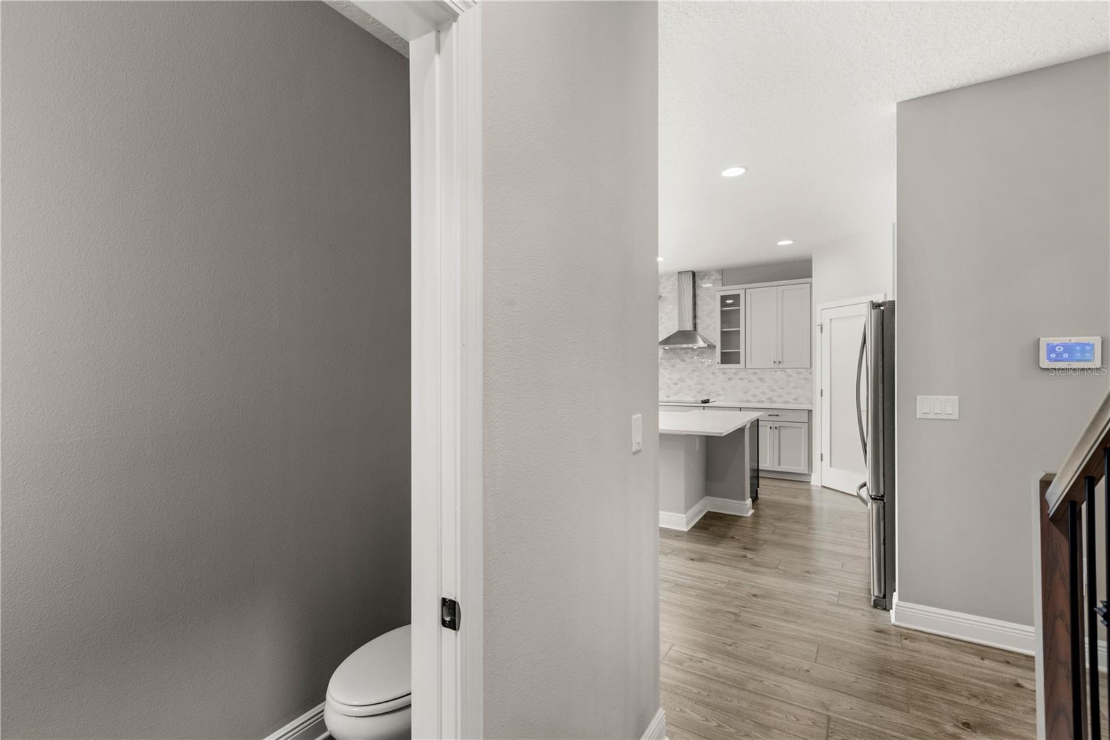 Image 13 of 42 For 4417 Lions Gate Avenue